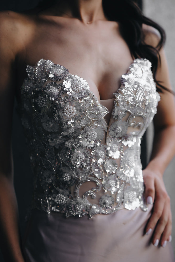 Premium collection corset in gray: Fiorenna