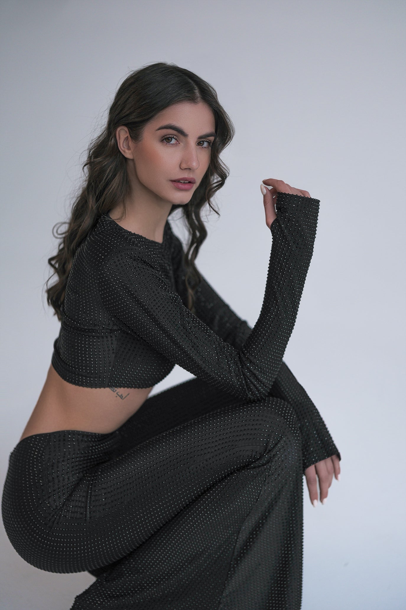 Блестящ топ в черно: Delynne