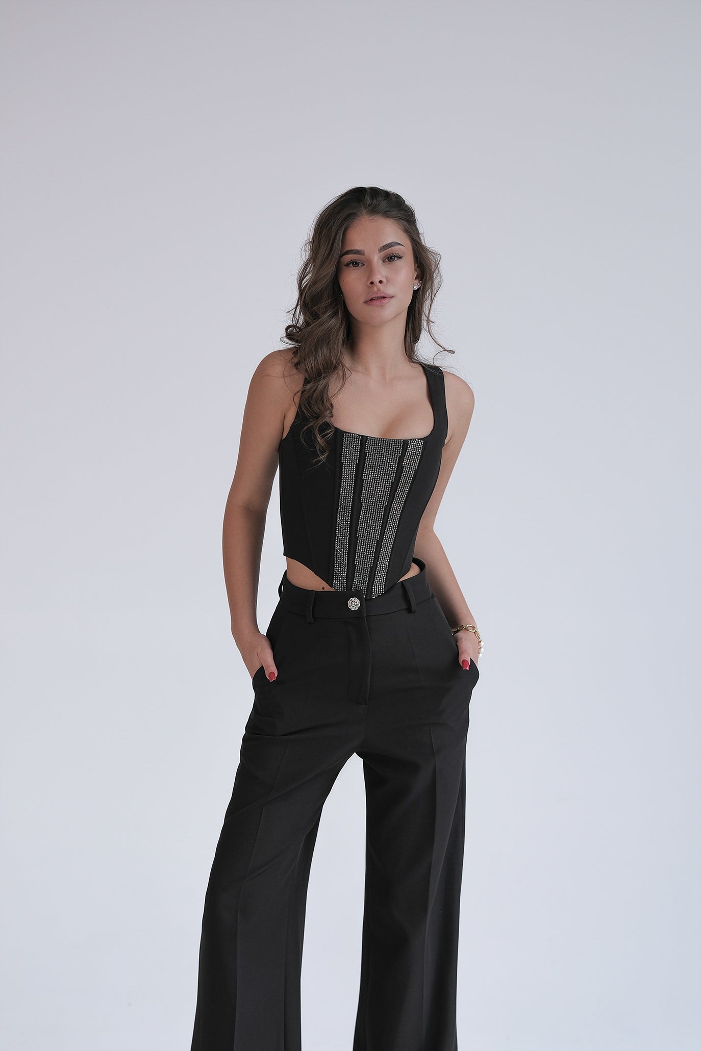 Бюстие с блестящи елементи в черно: Selenes