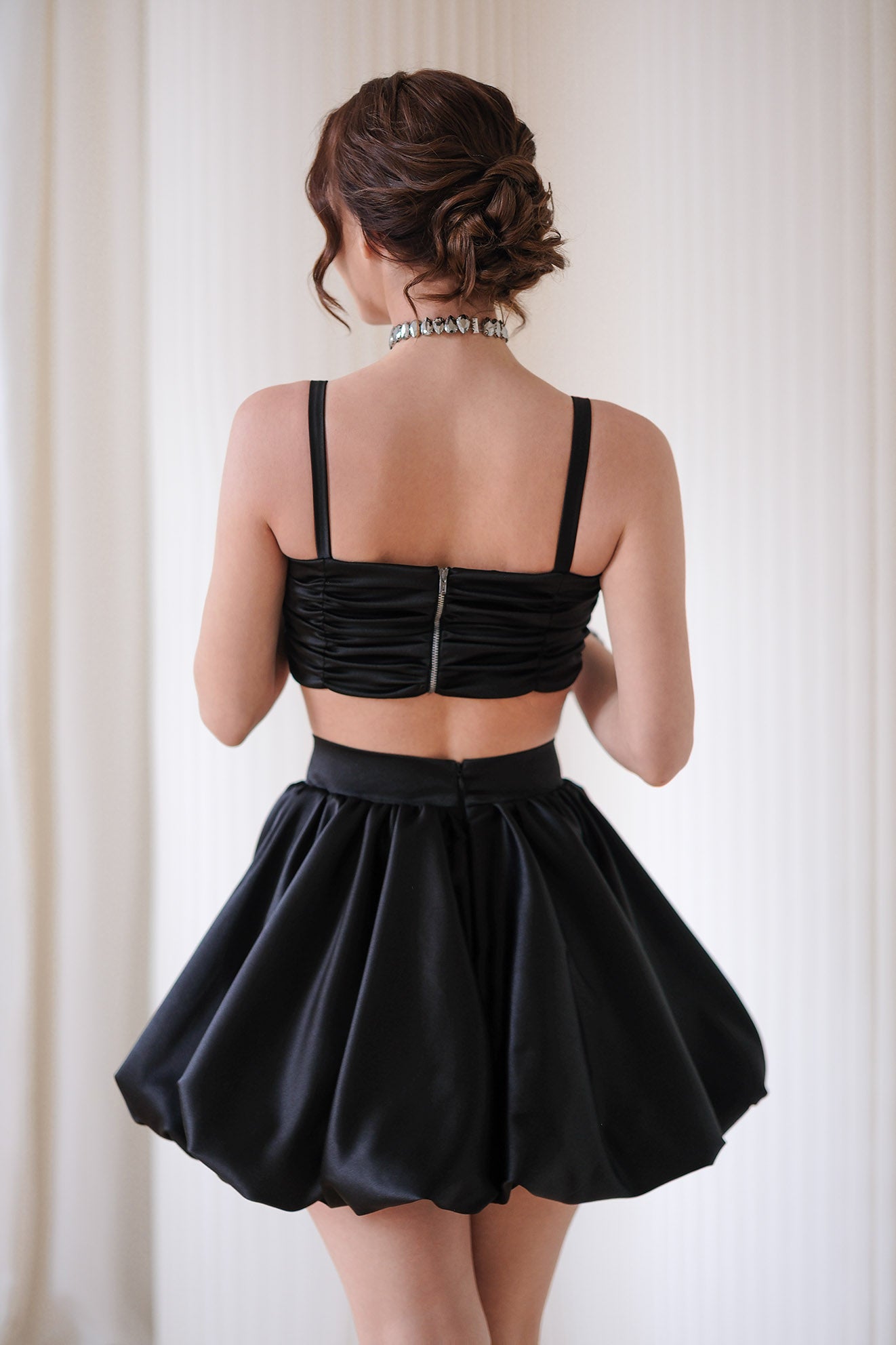 Top in black: Luxira