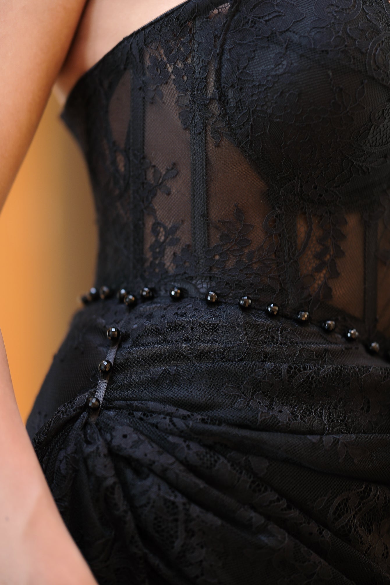 Corset dress with removable train in black: Avélise
