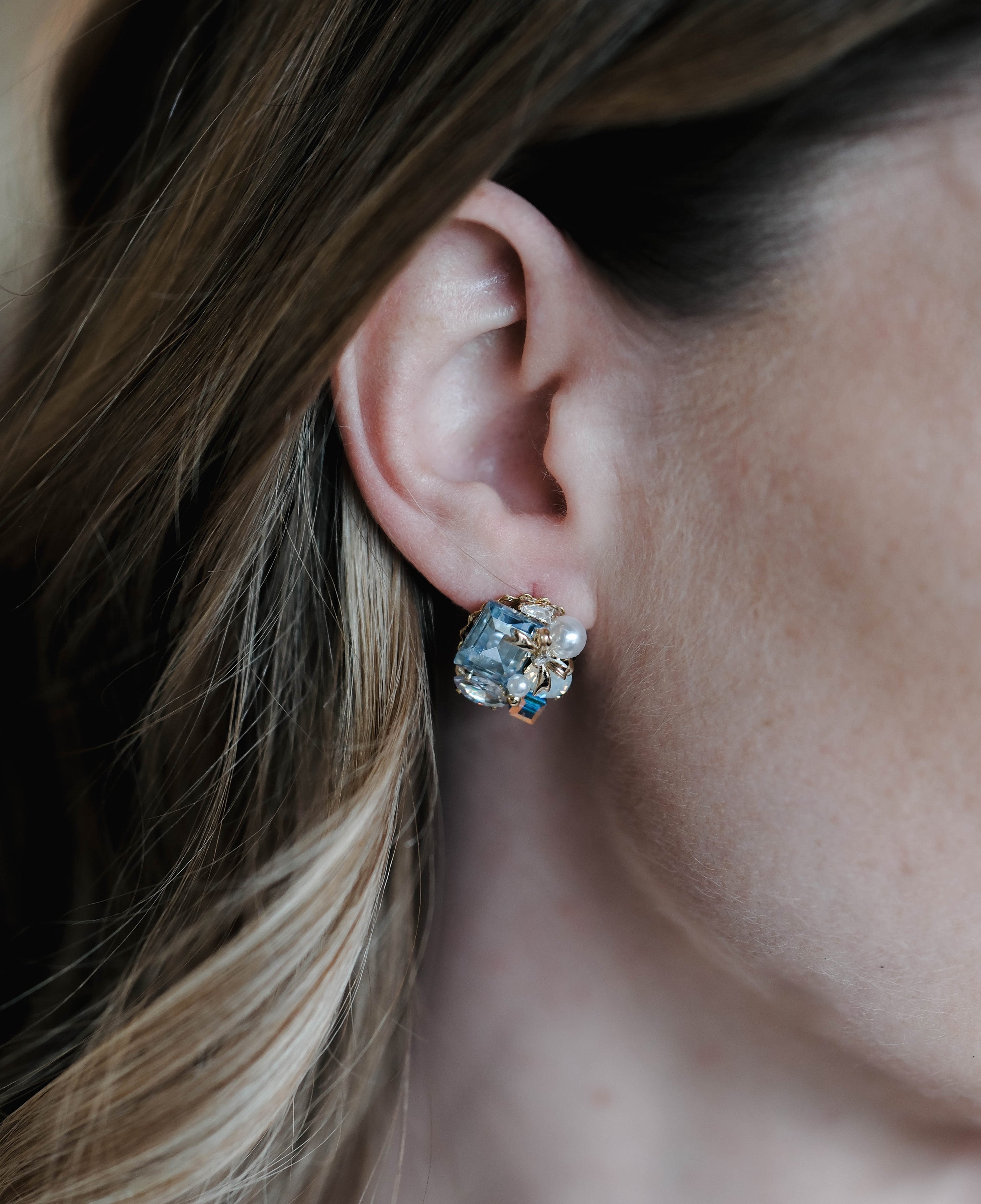 Multicolored earrings with crystals and pearls