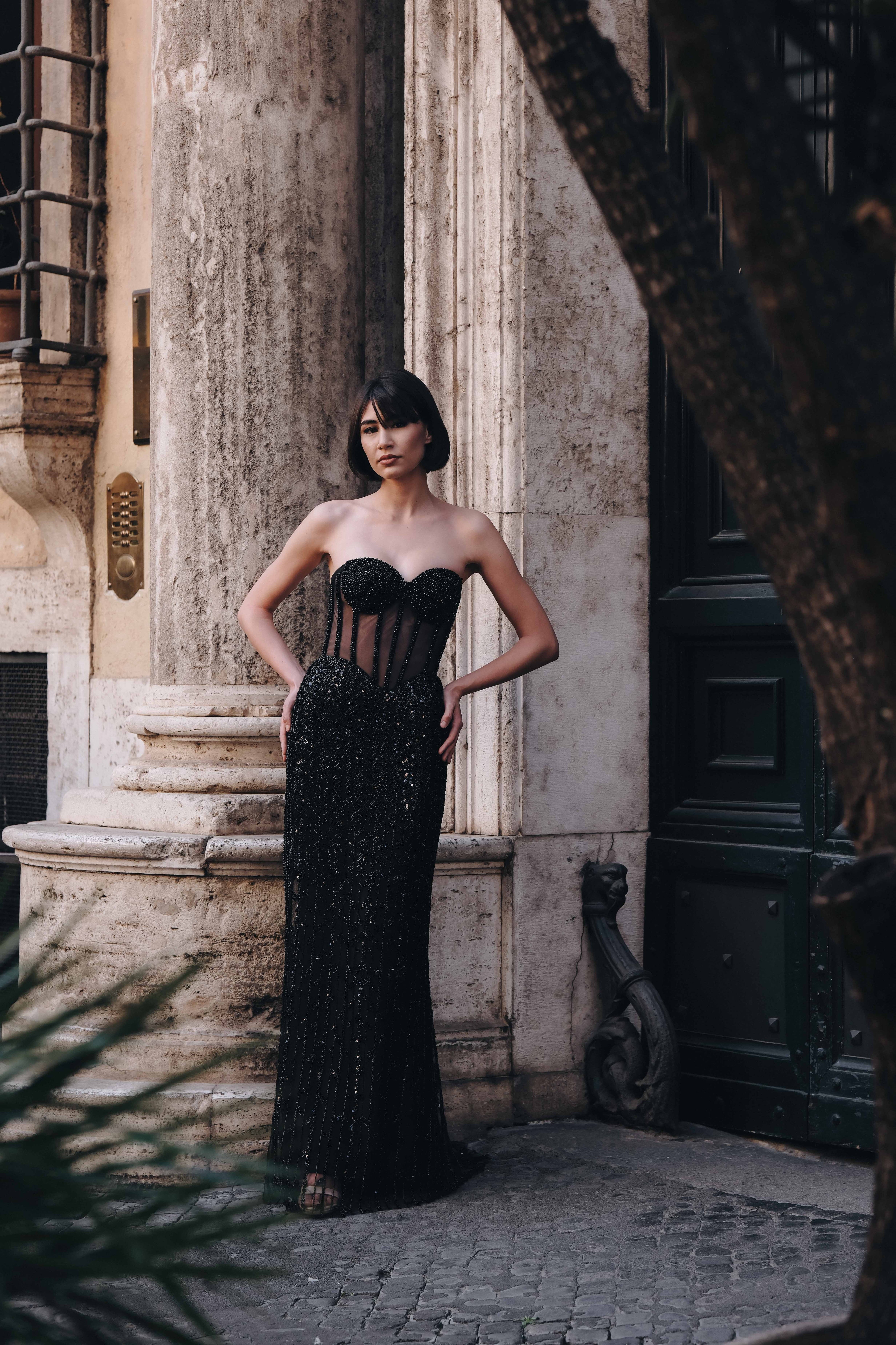 Elegant corset dress in black: Fioretta