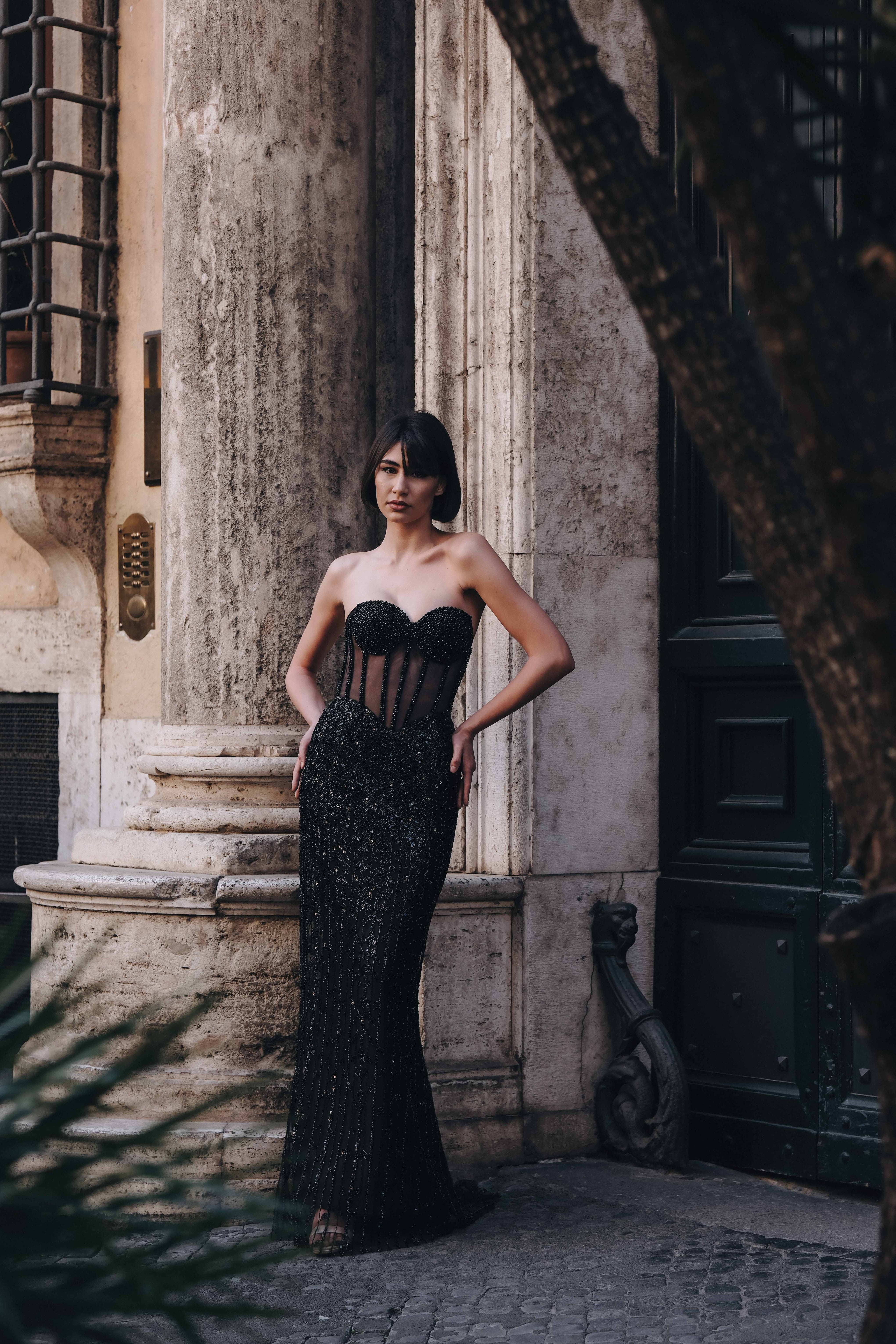 Elegant corset dress in black: Fioretta