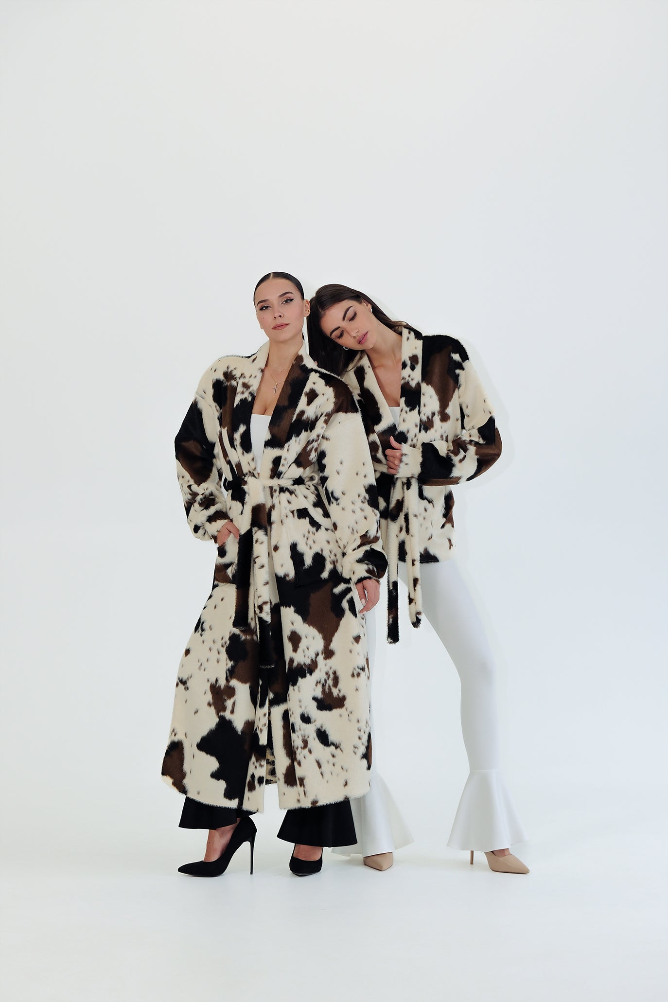 Дълго палто / жилетка тип халат: Cow