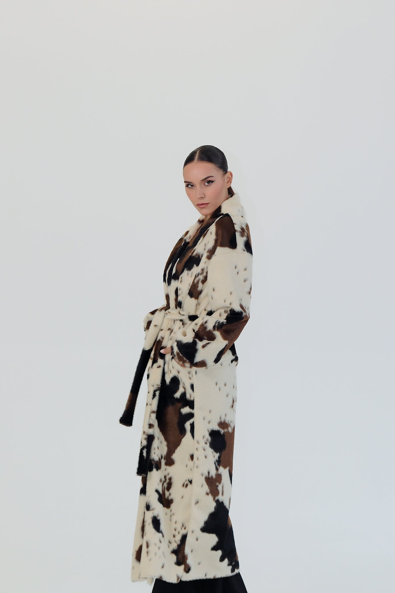 Дълго палто / жилетка тип халат: Cow