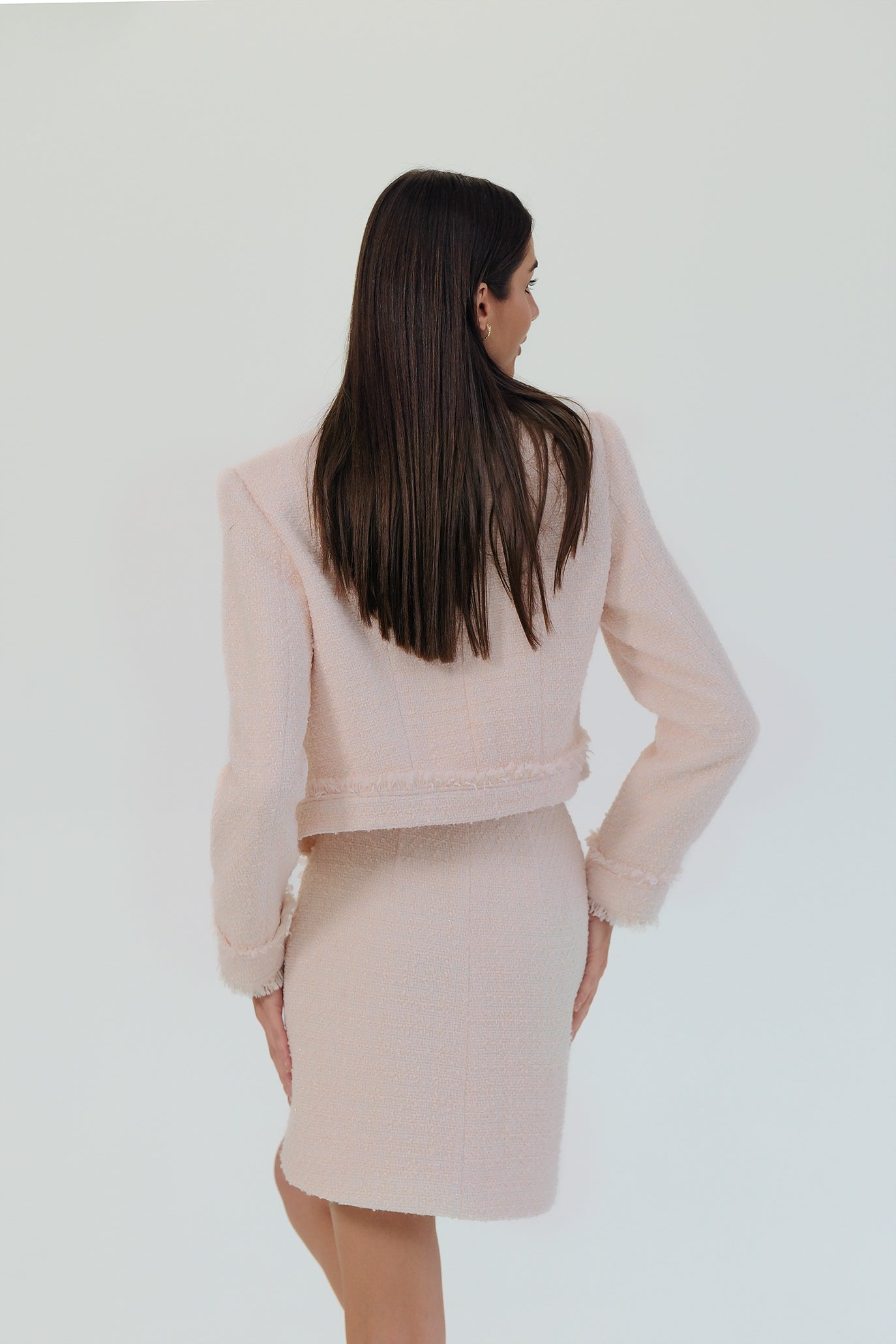 Костюм от три части в светлорозово: Aliseth