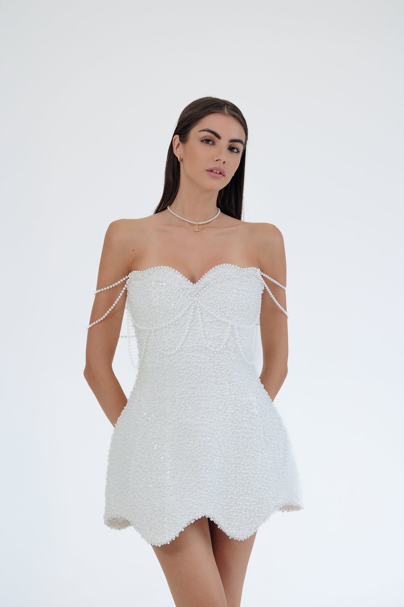 Корсетна мини перлена рокля в бяло: Pearly