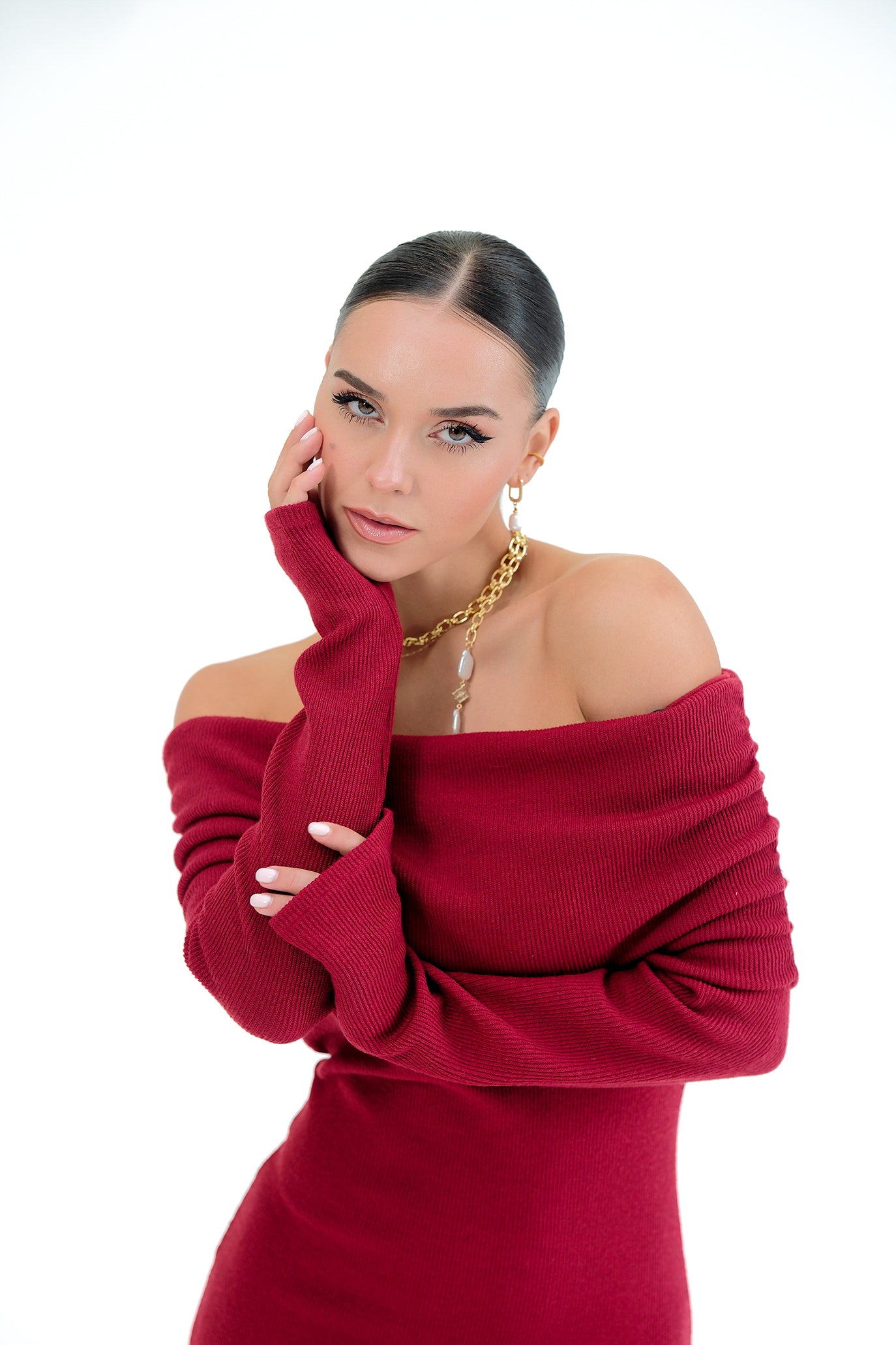 Дълга рокля с ръкави в червено: Berlinda Prestige