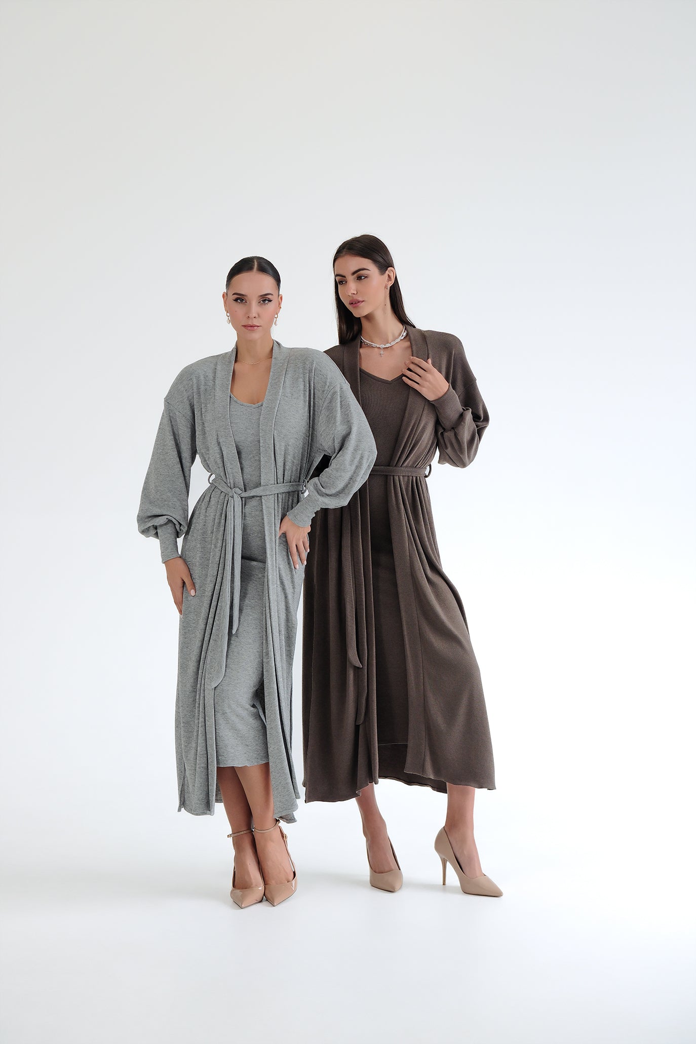 Рокля и жилетка в кафяво: Amoria Soft