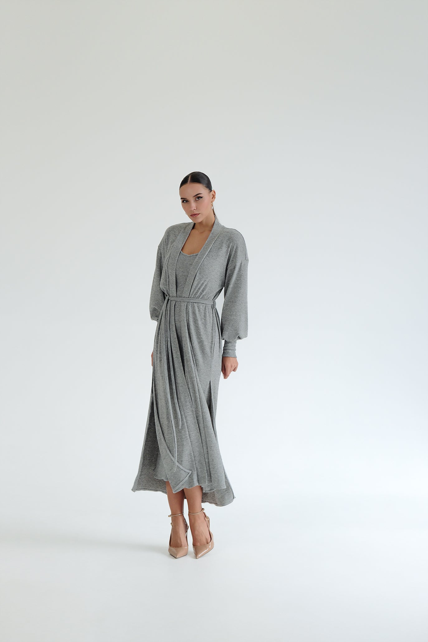 Рокля и жилетка в сиво: Amoria Soft