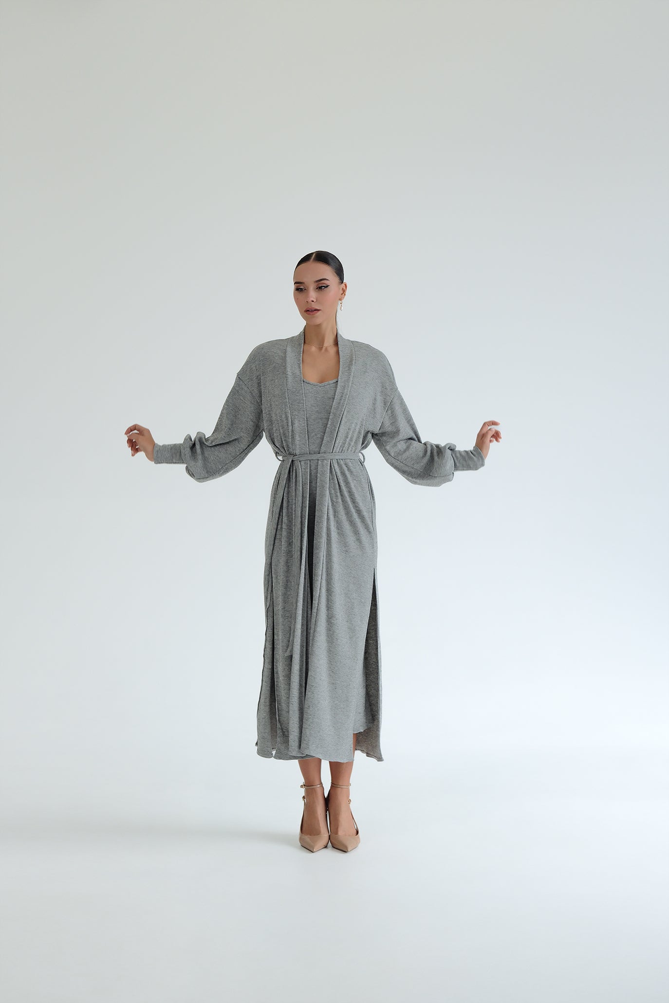 Рокля и жилетка в сиво: Amoria Soft