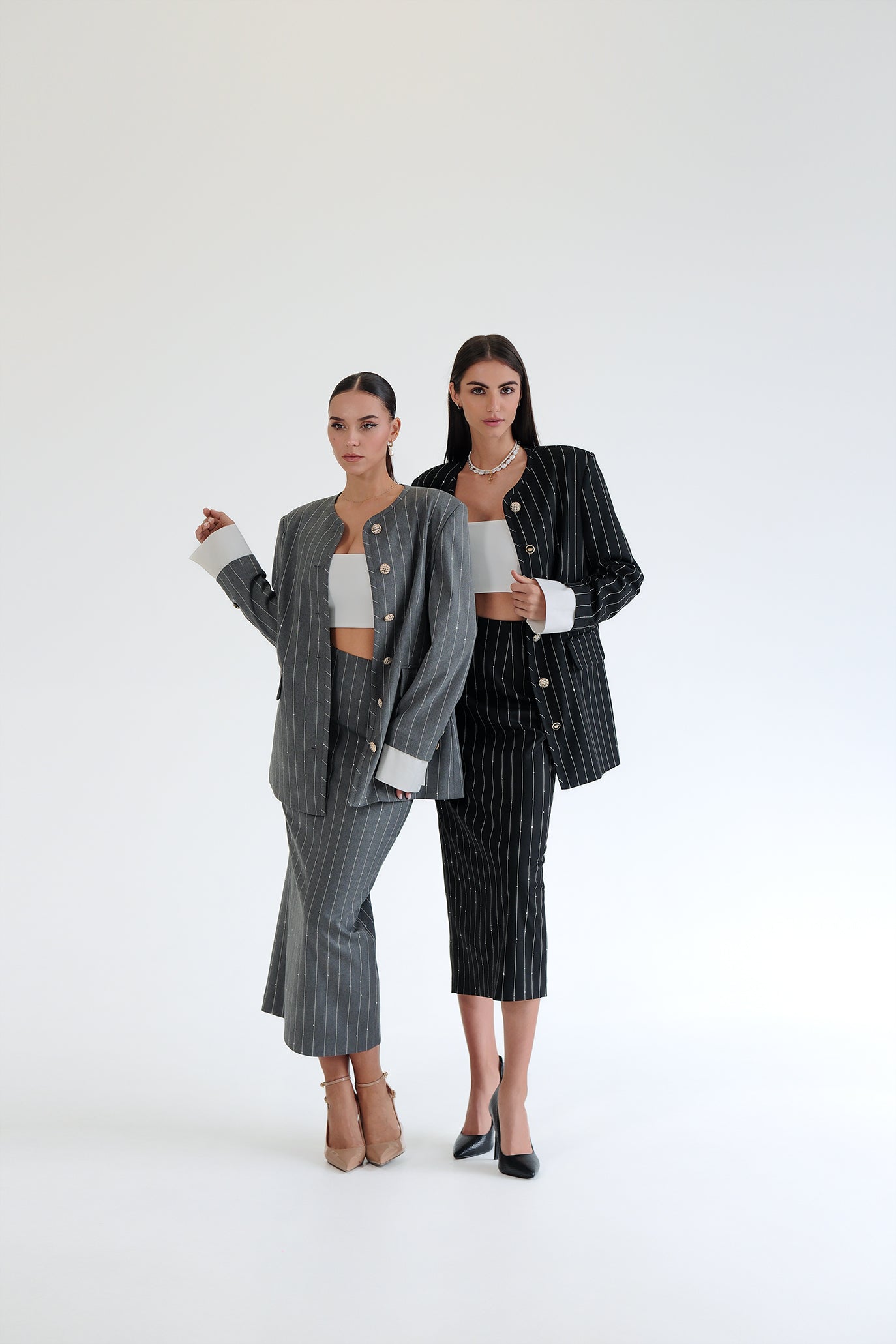 Костюм с пола молив в сиво: Atanasia