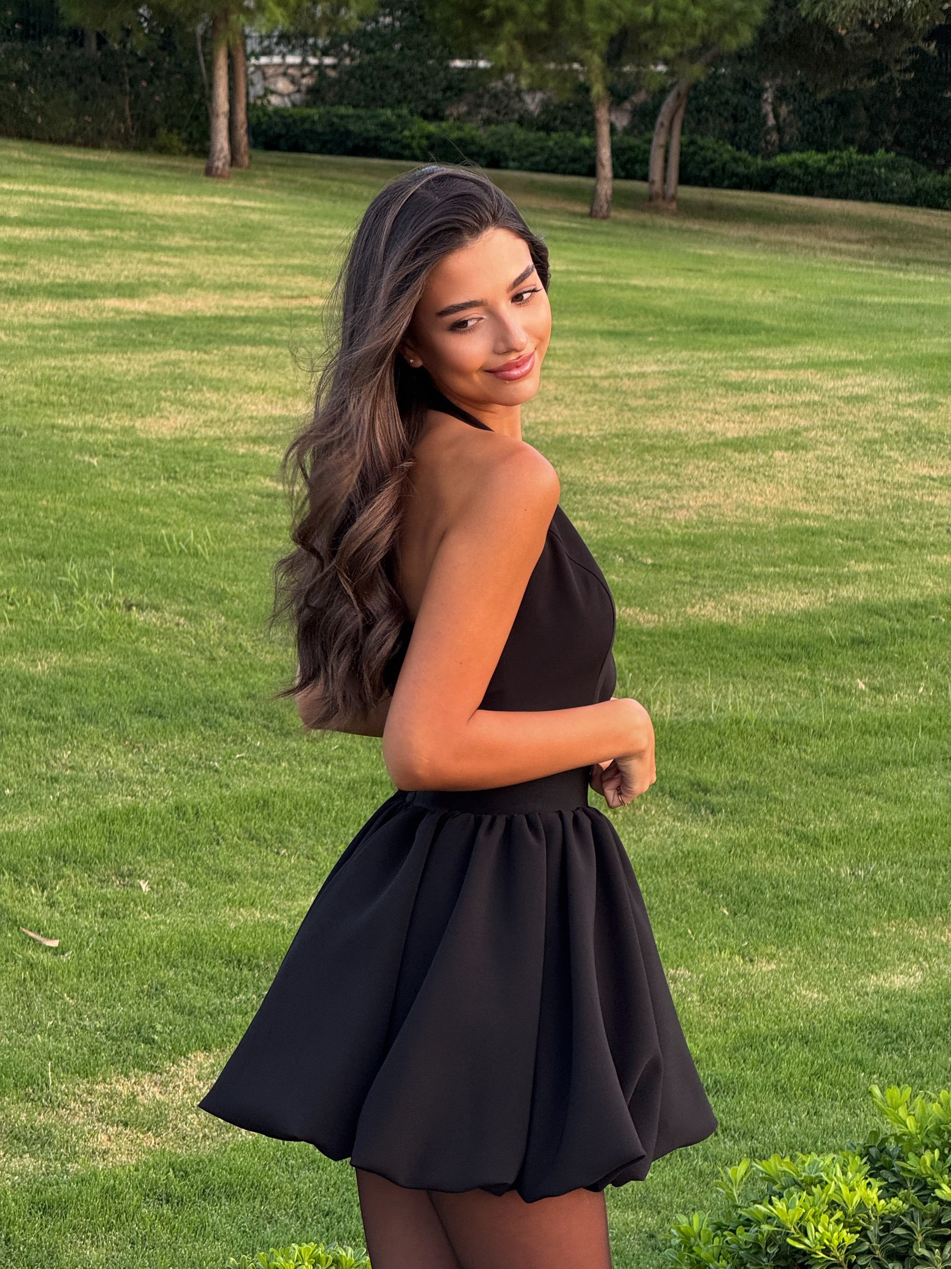 Пола-балон в черно: Benira