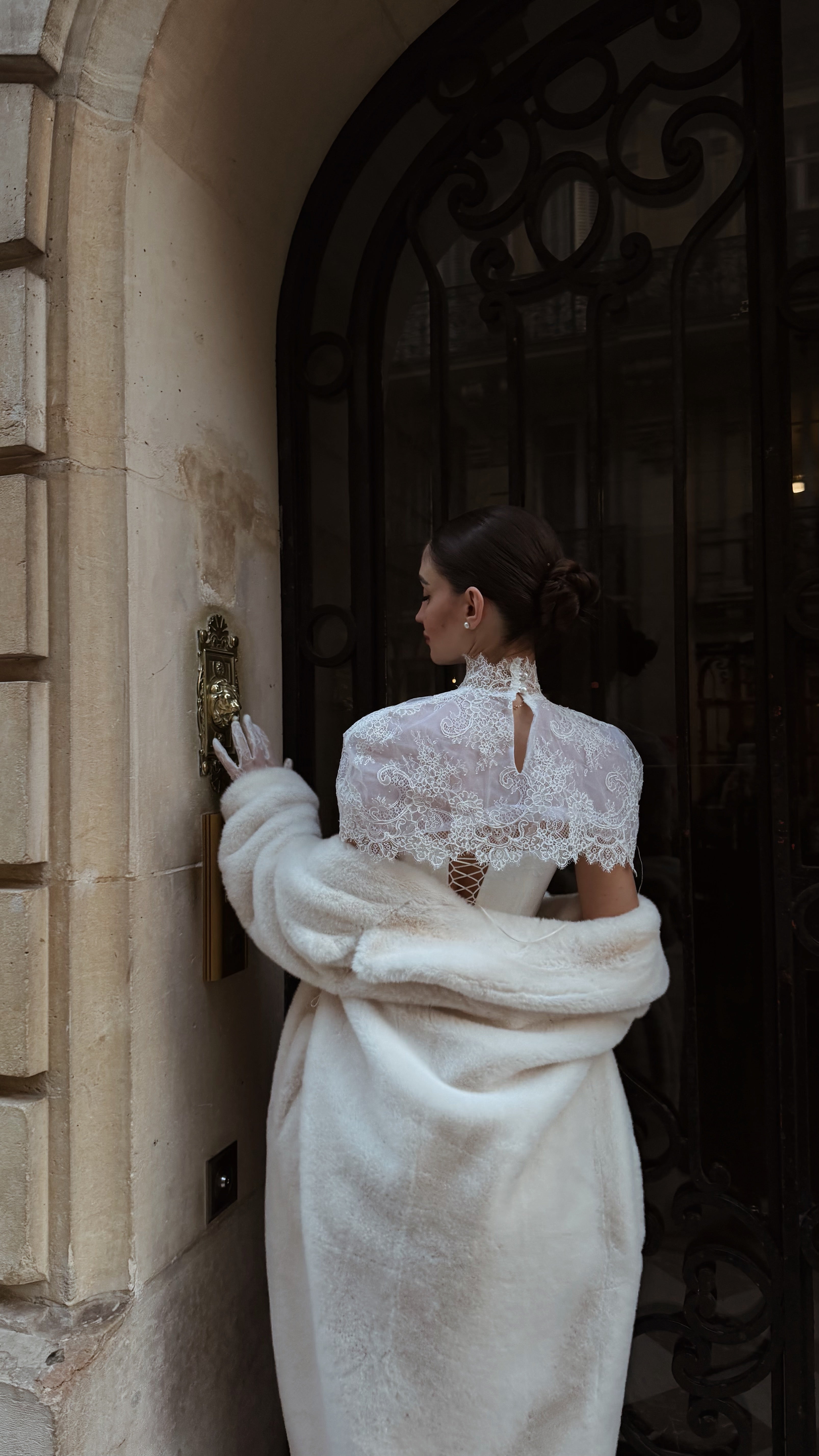 Ръчно изработена дантелена яка в бяло: Paris