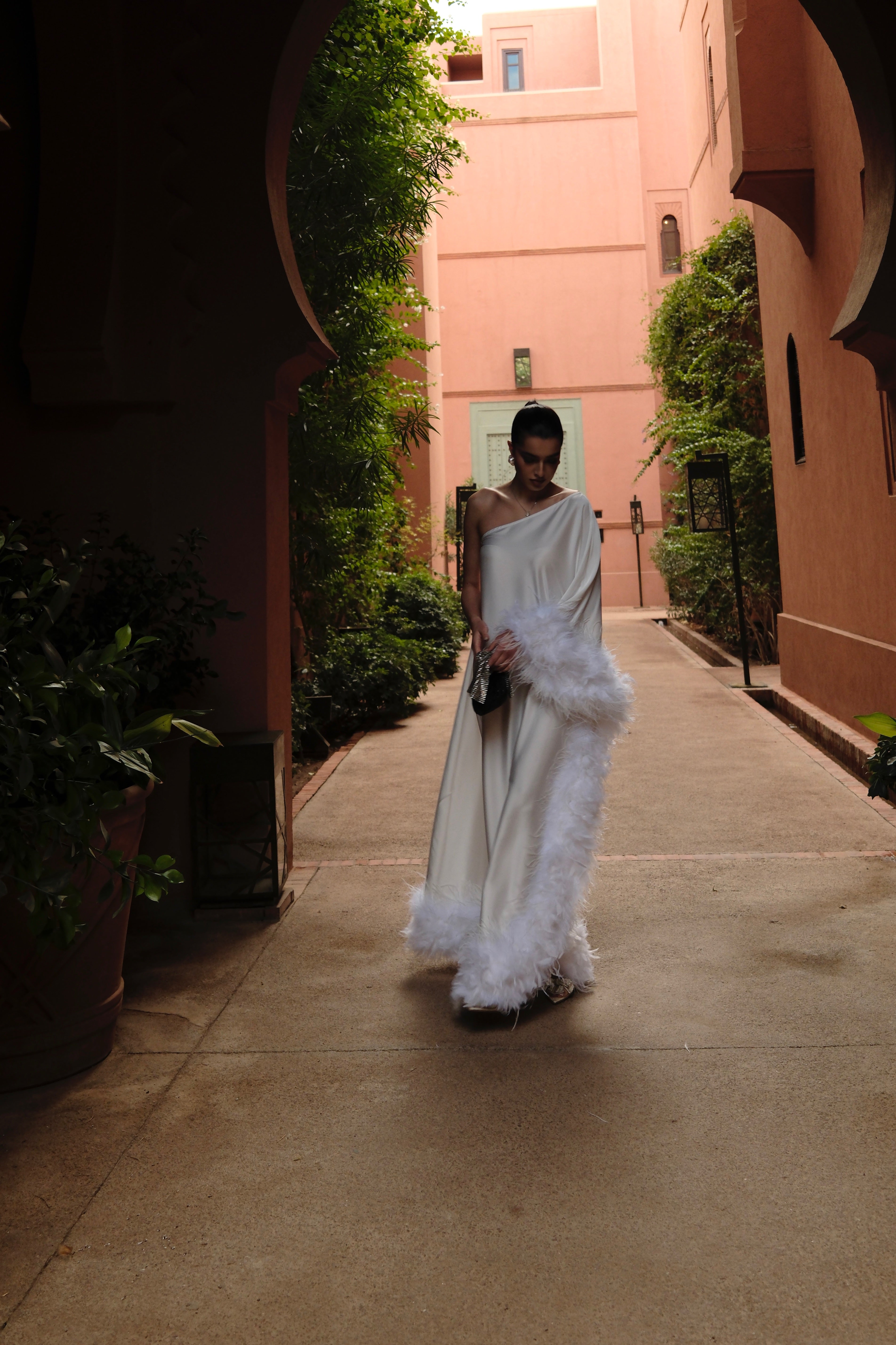 Spectacular loose dress: Goddess 