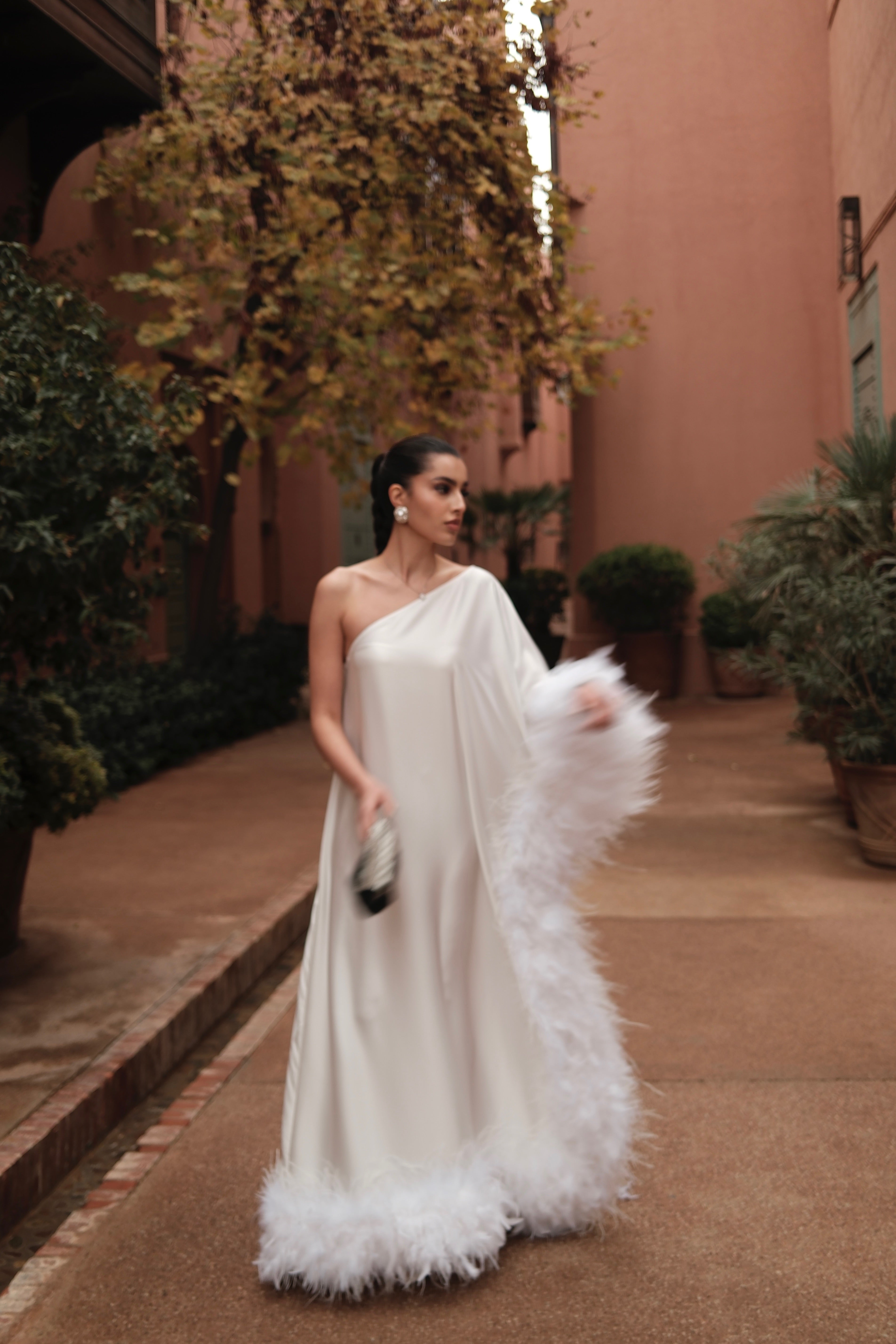 Spectacular loose dress: Goddess 