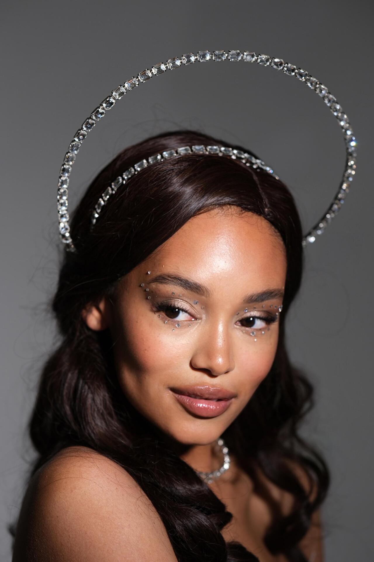 Headpiece with silver glass pebbles: Goddess