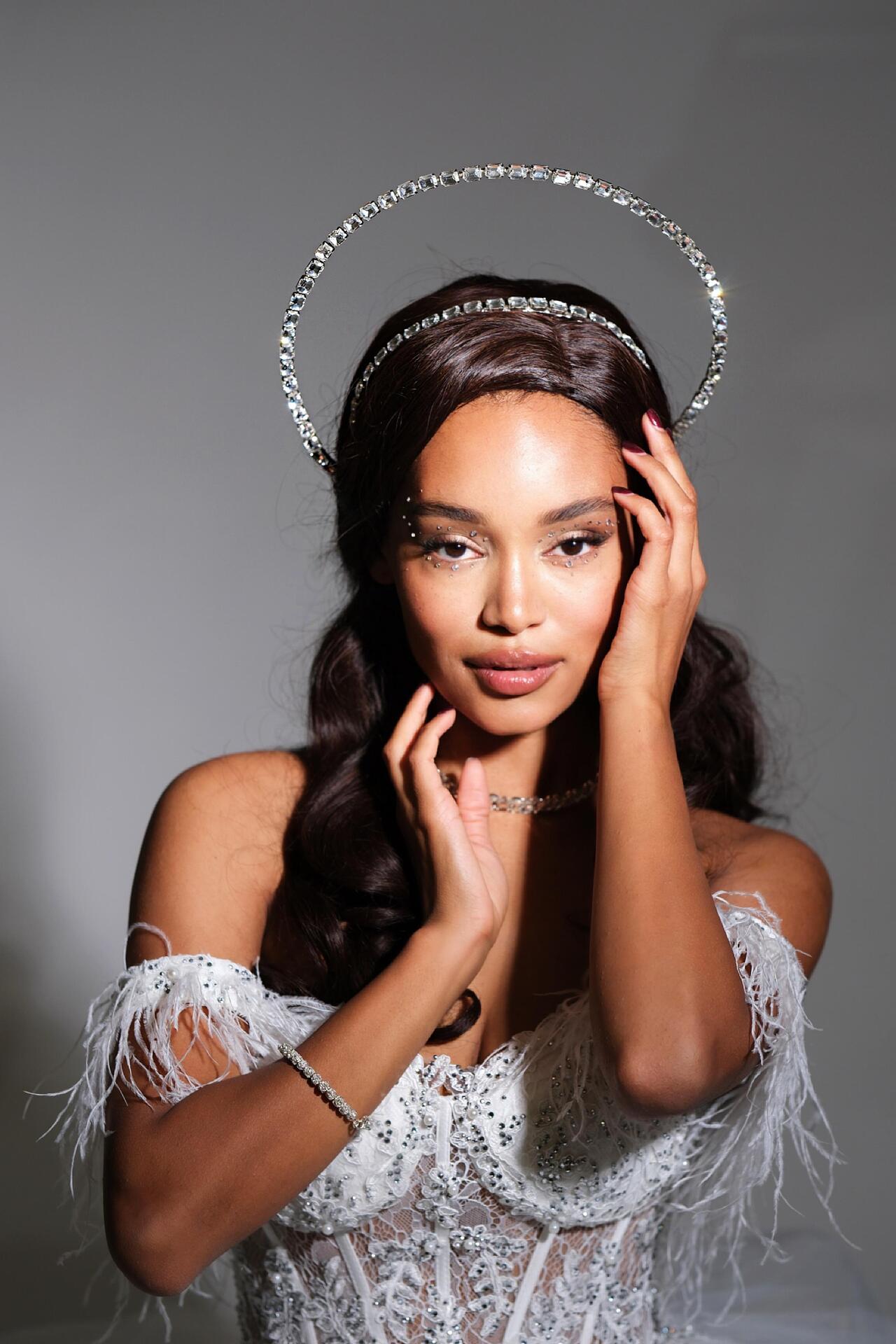Headpiece with silver glass pebbles: Goddess