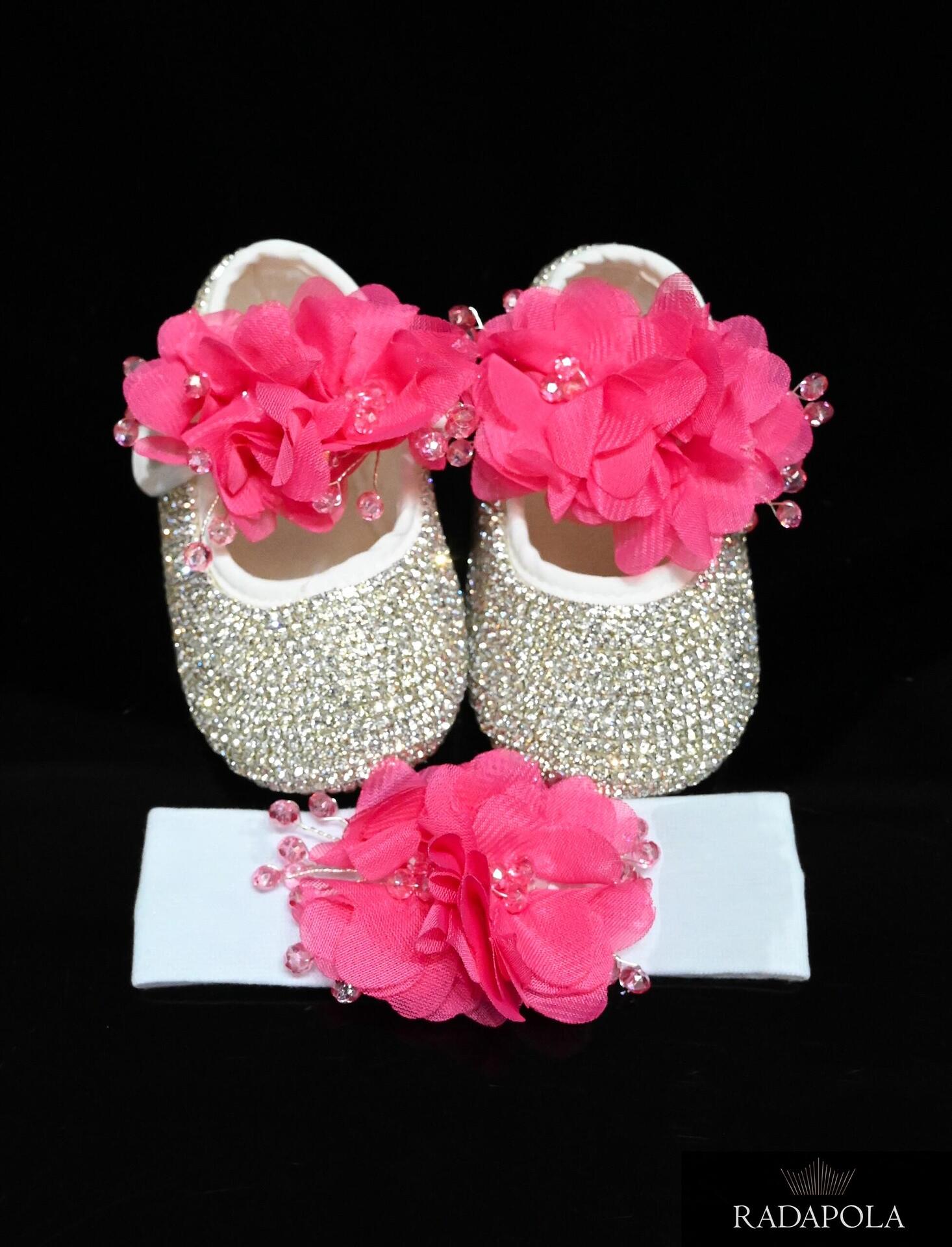Baby shoes set with cyclamen flower headband