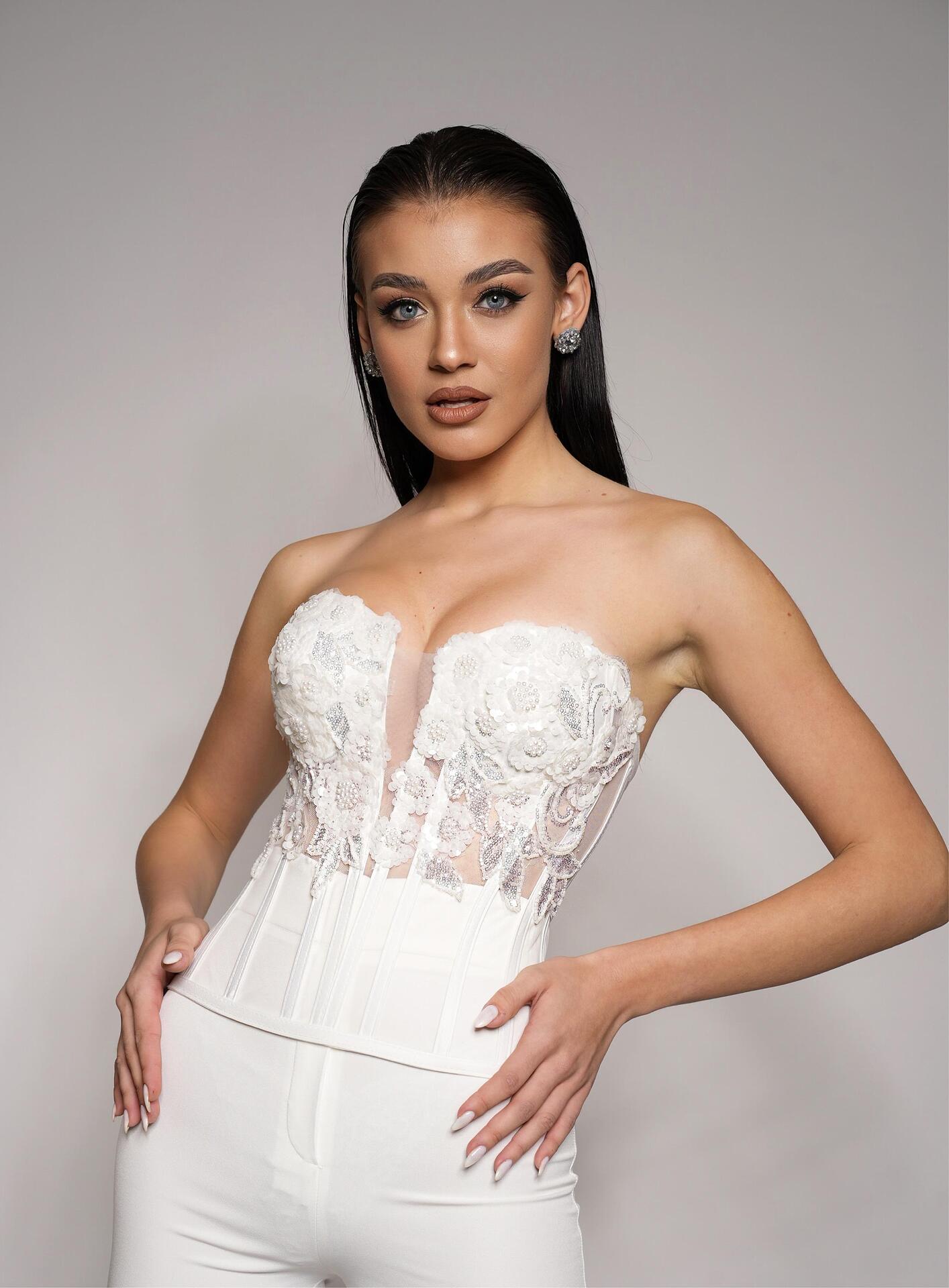 White corset – model: White Shine