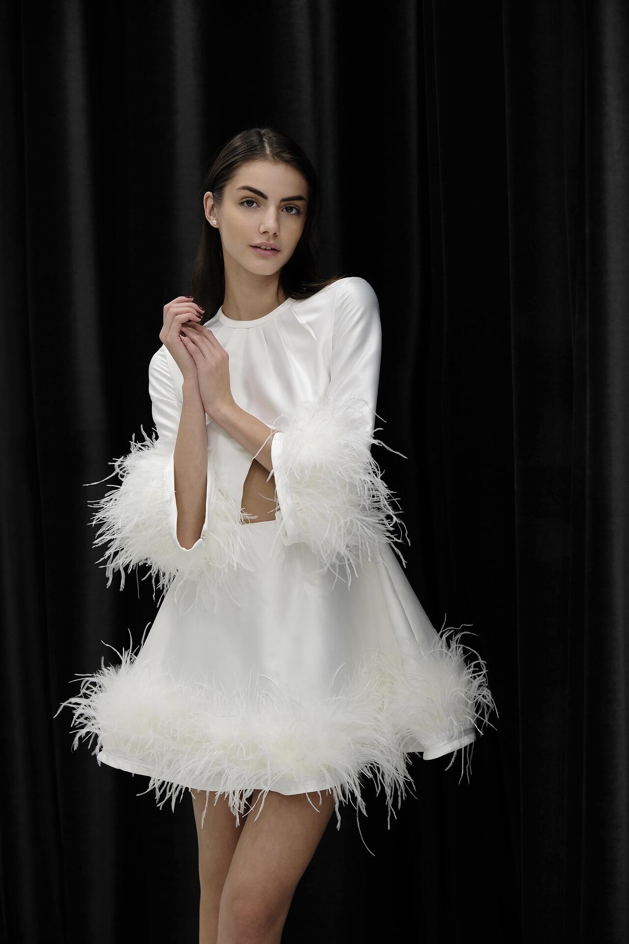 White dress: Kitty Claus