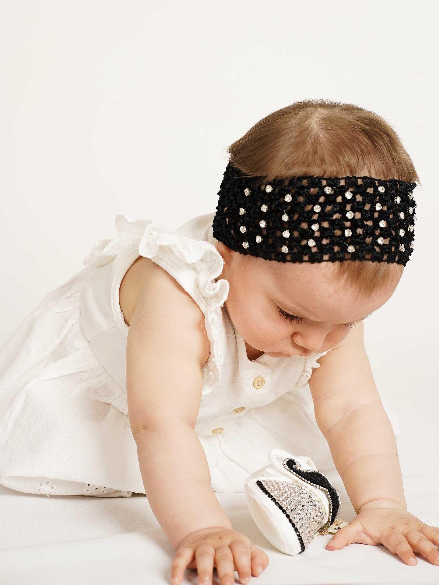 Headband with rhinestones