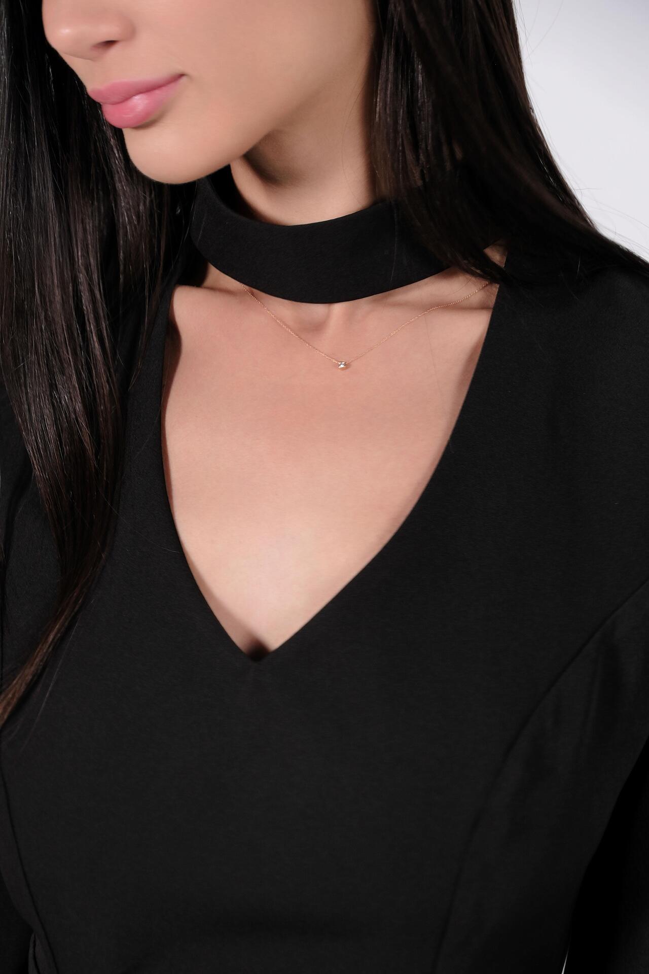 Black short dress: Fanea 