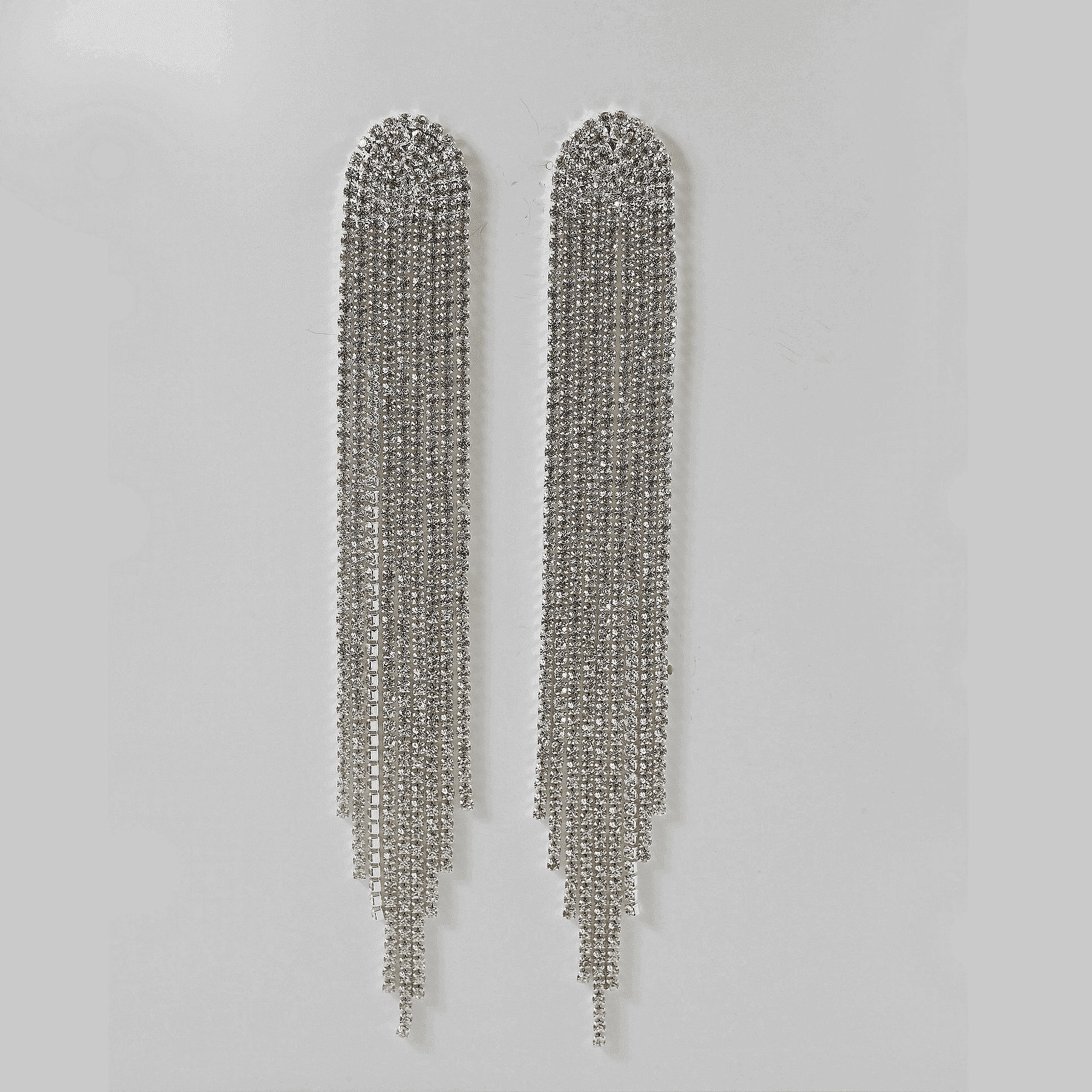 Earrings with hanging crystals