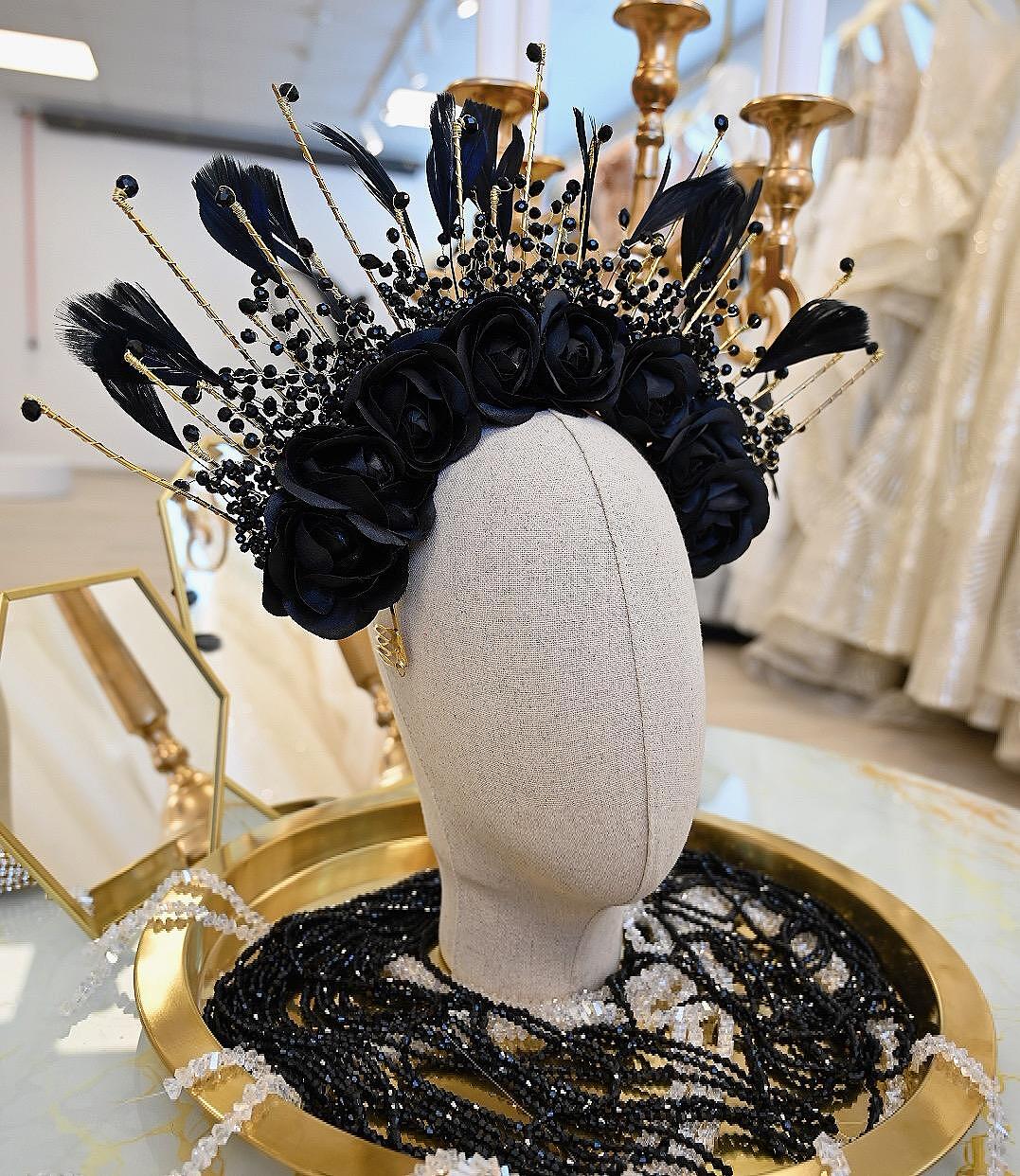 Accessory: Dark Queen