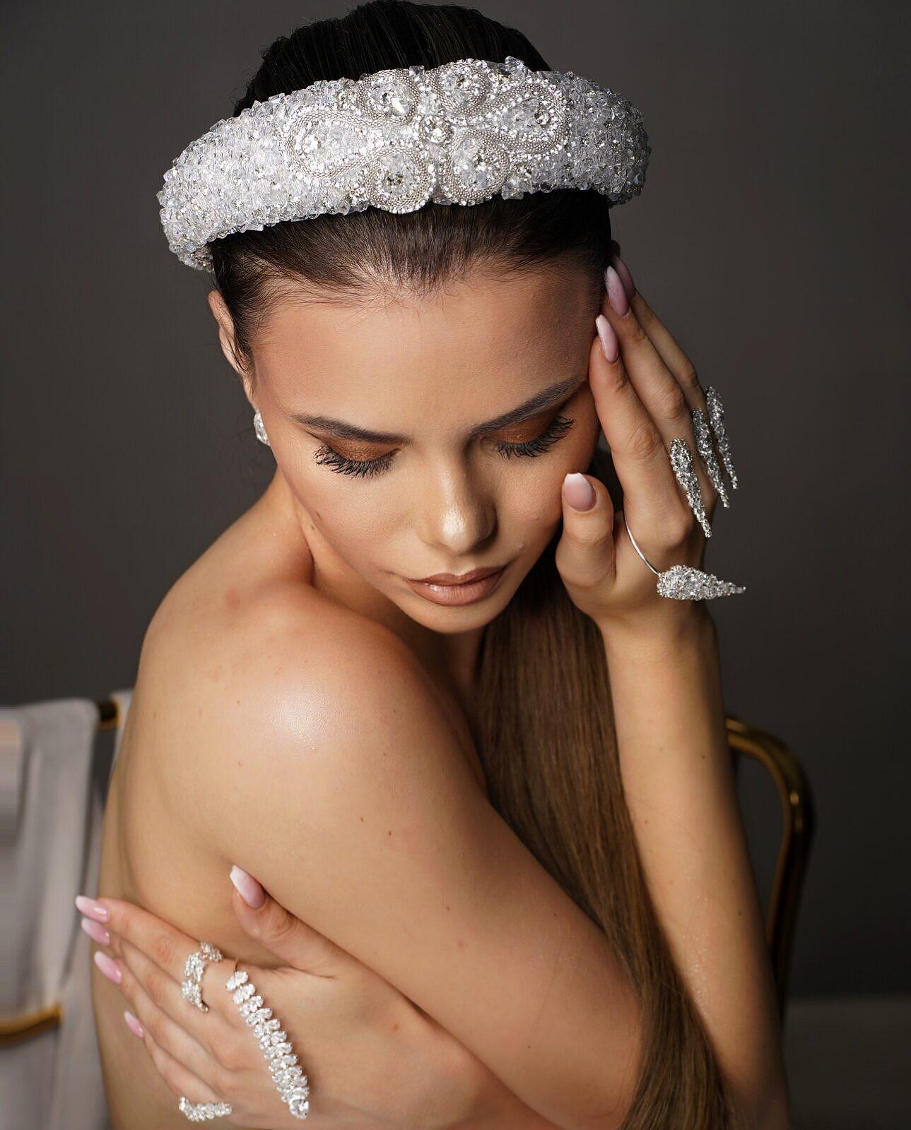 Diadem: Arian