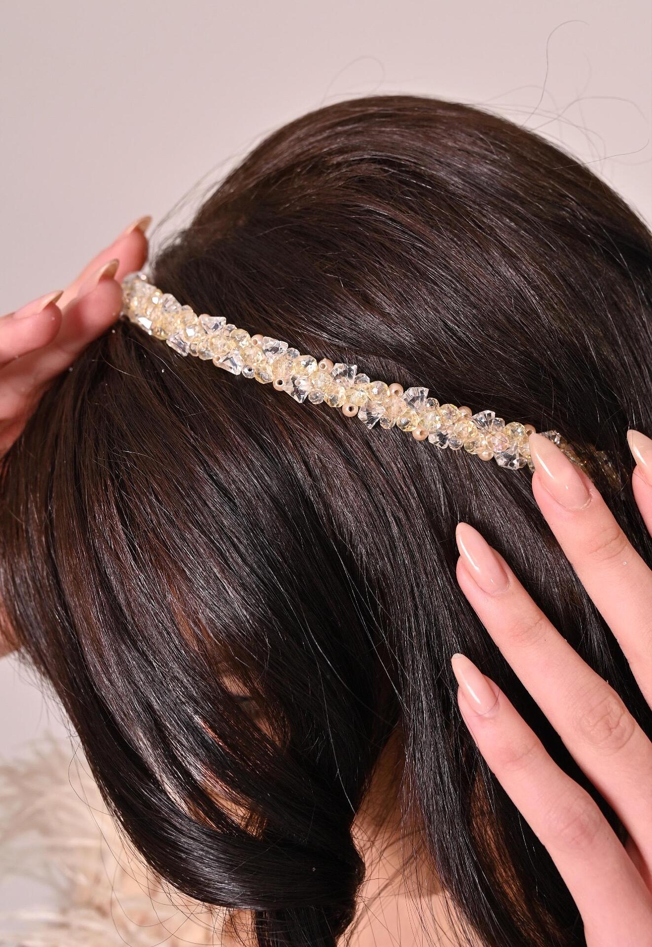 Tiara: Beige Tenderness