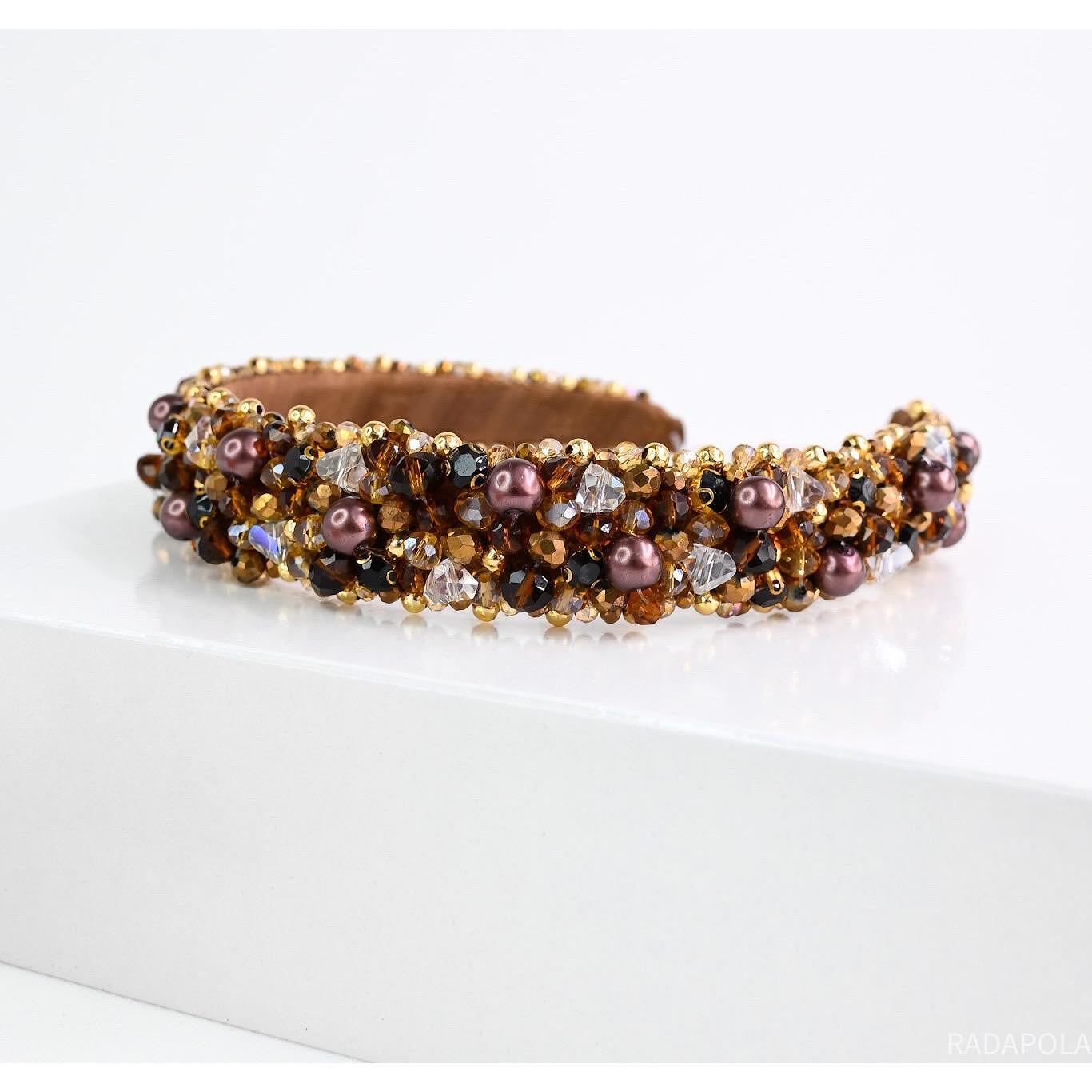Tiara: Brownie