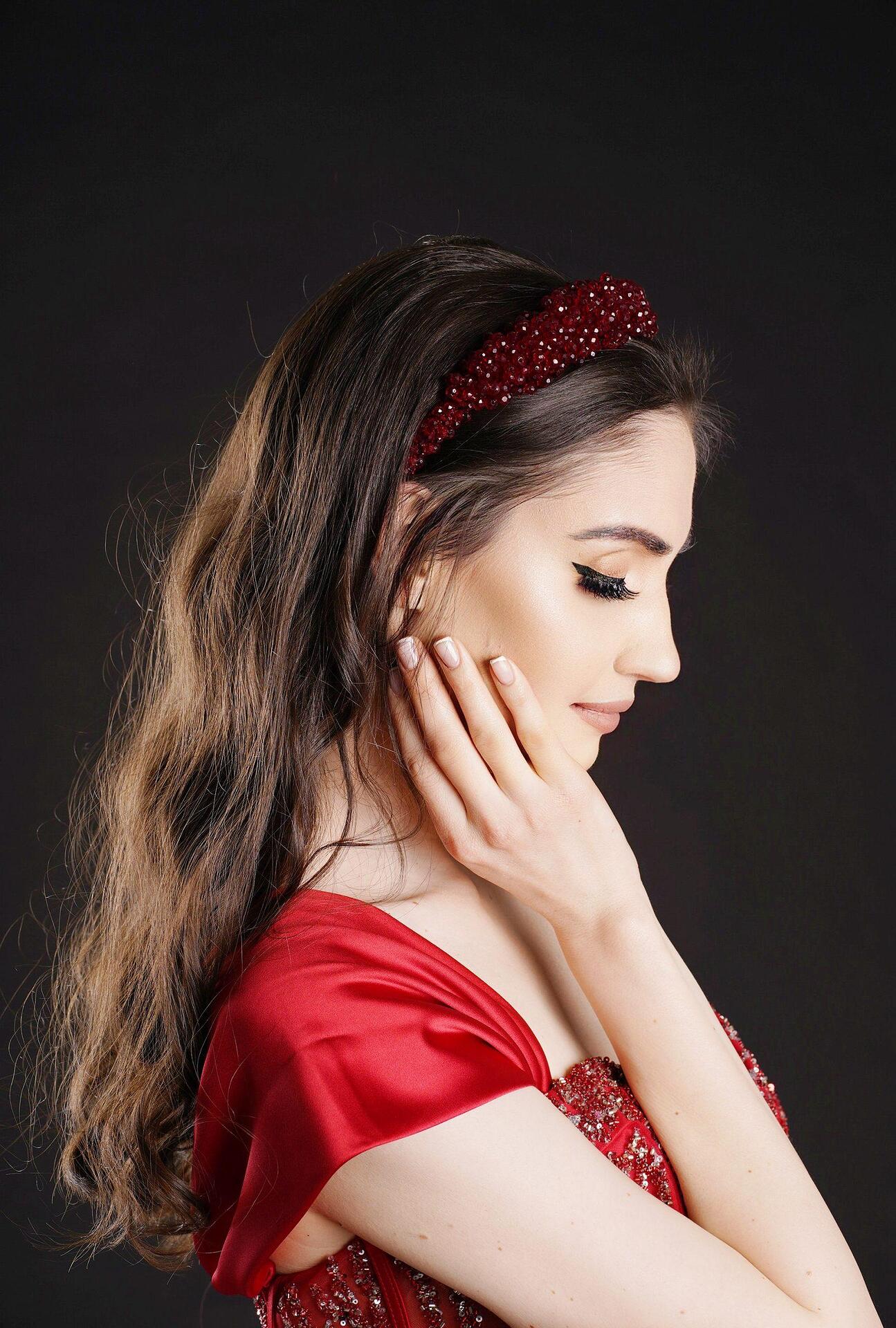 Tiara: Dark Red Crystals