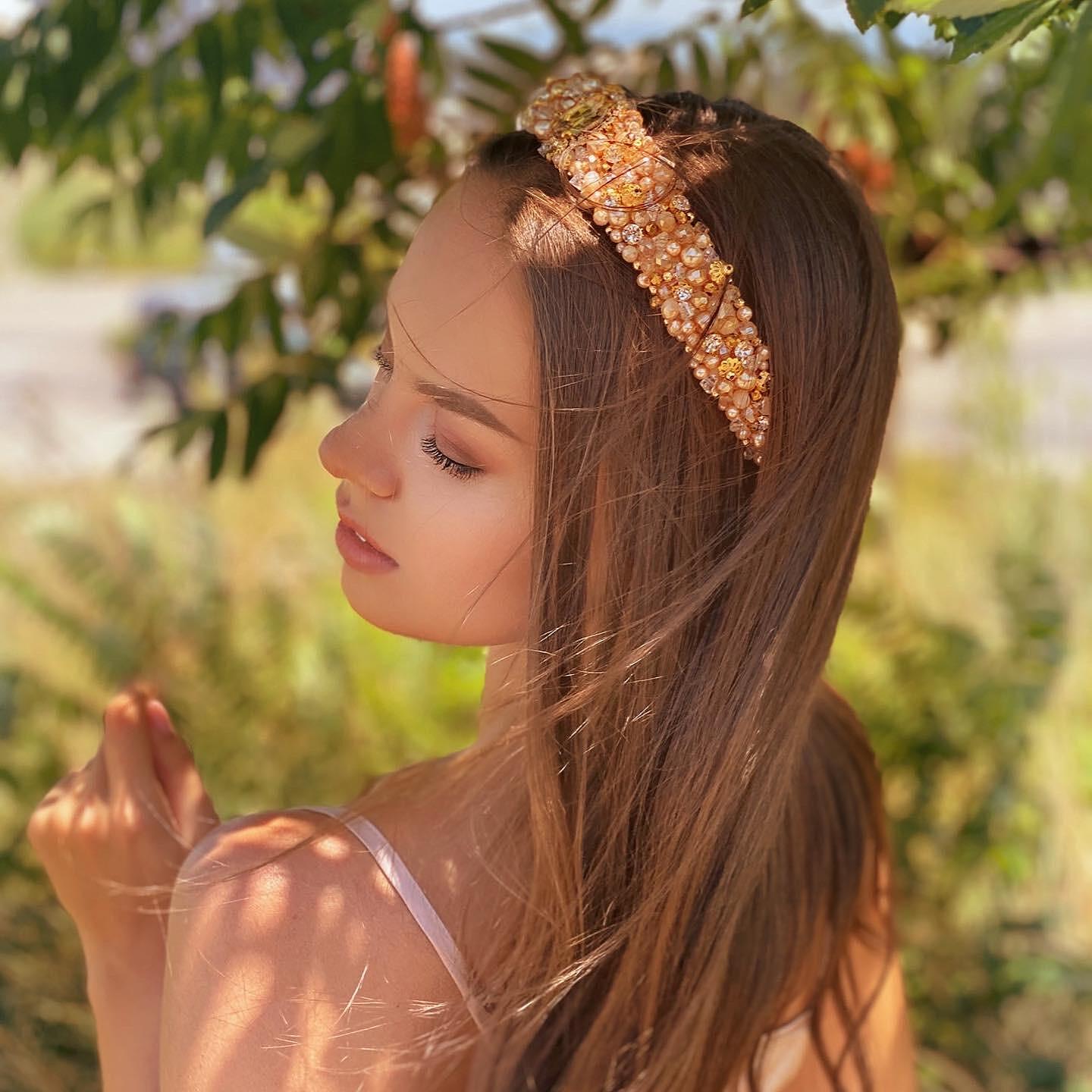 Tiara: Gold Kiss