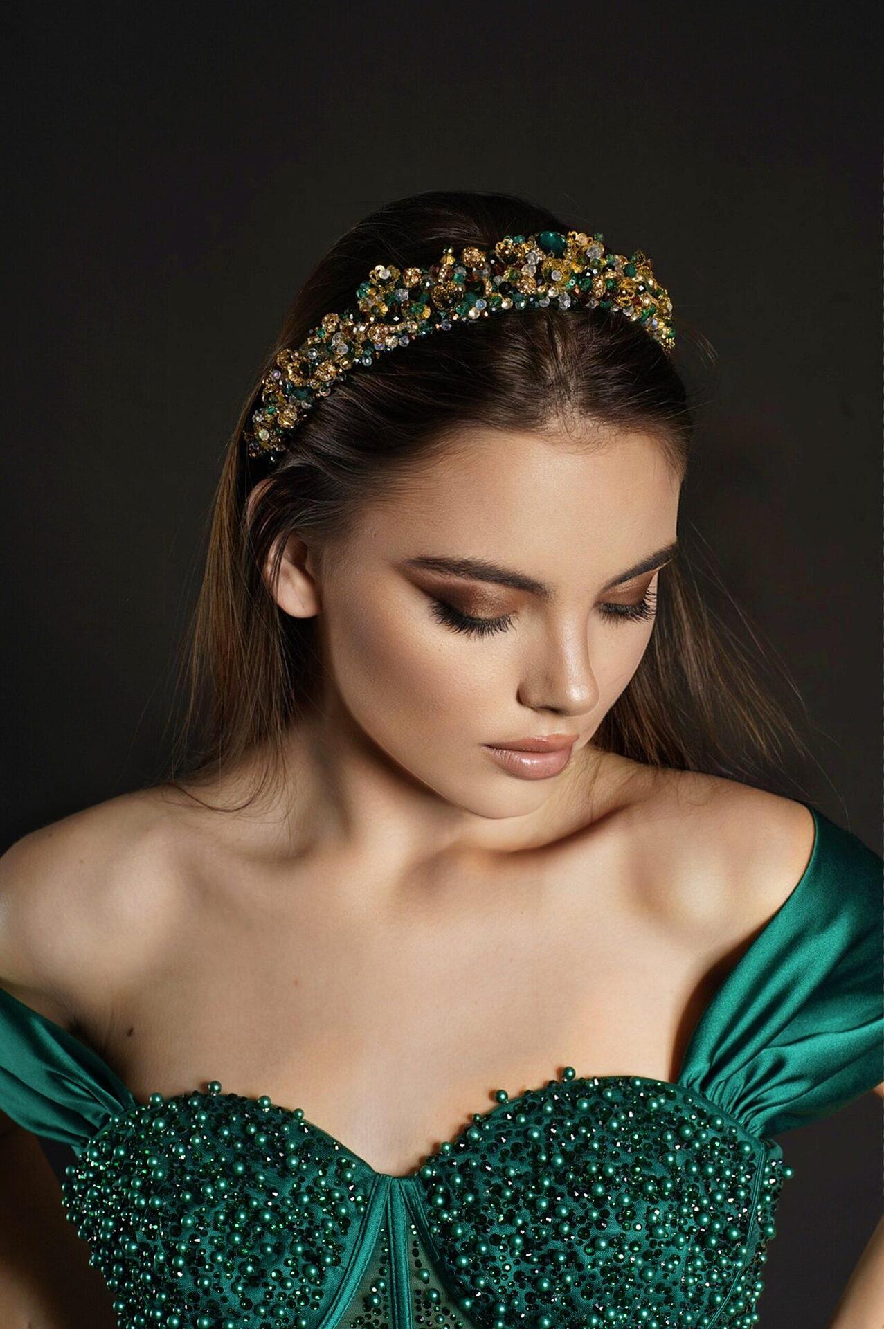 Tiara: Green Emerald