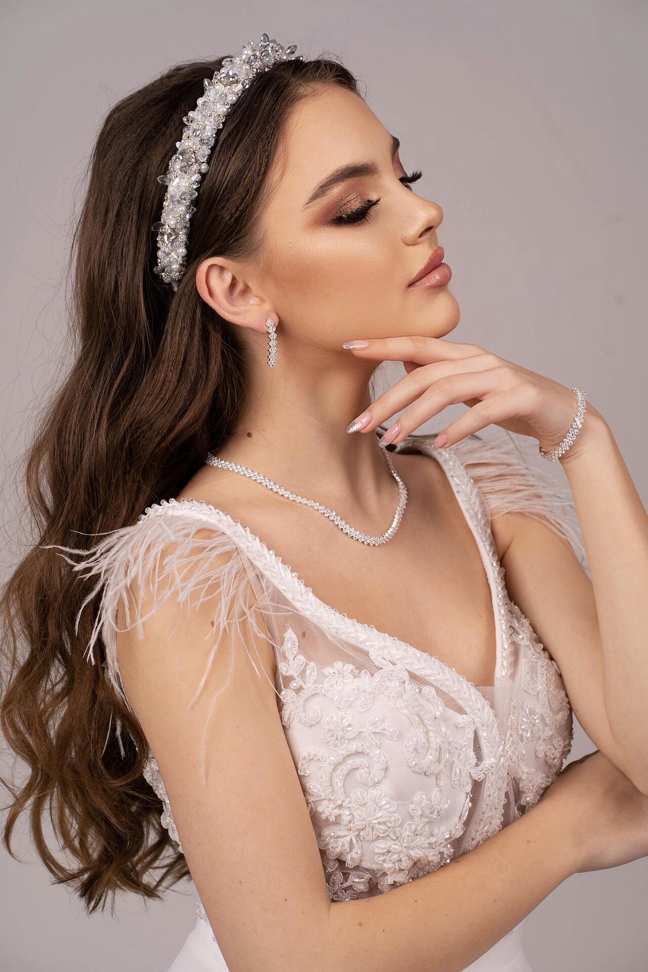 Tiara: Silver Crystal