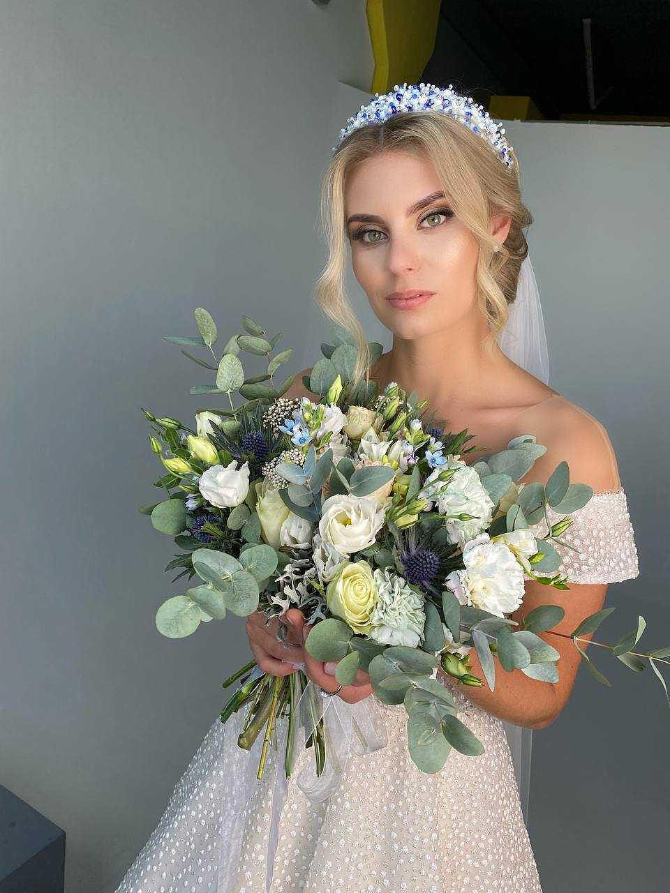 Tiara: Snowy Bride