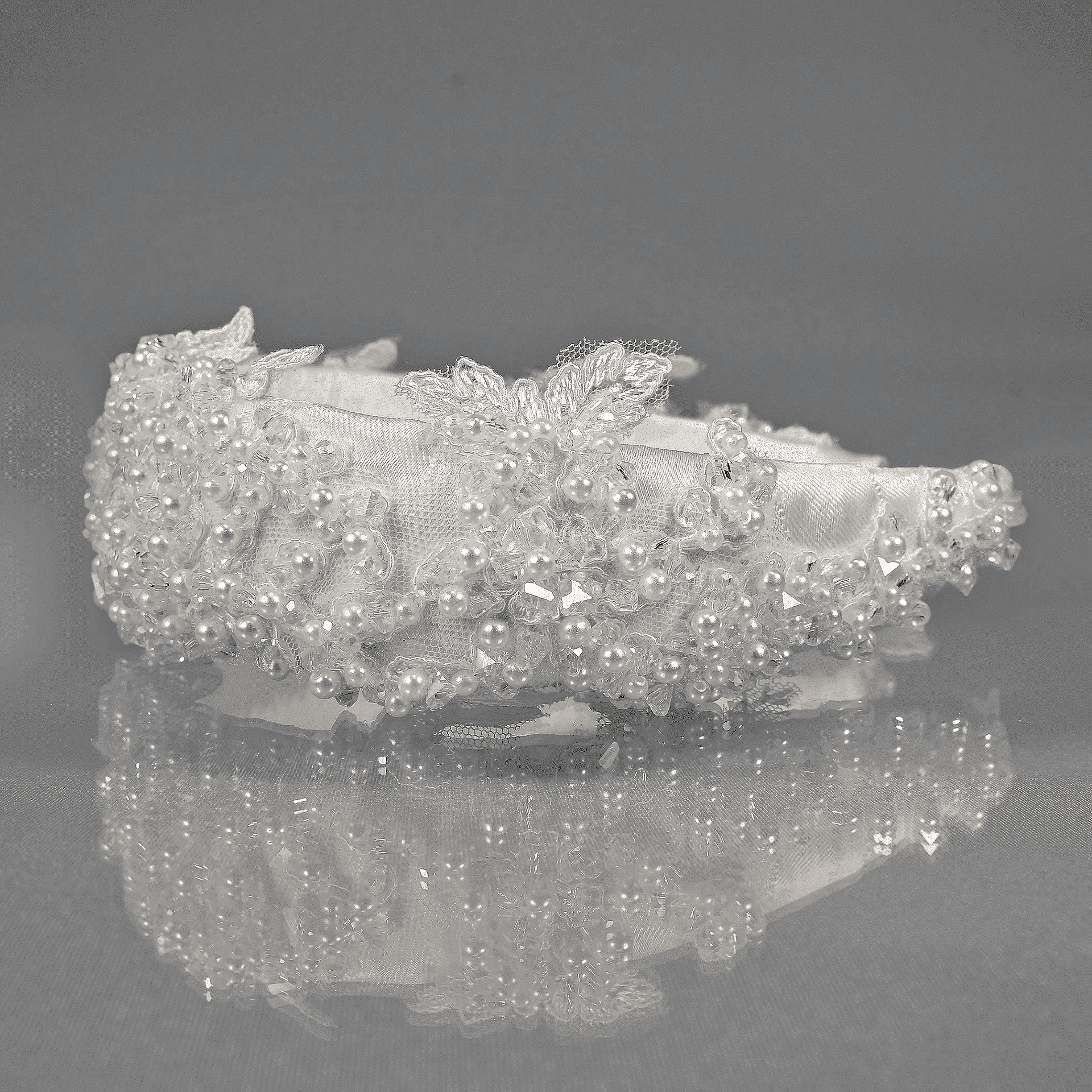 Tiara: Volume Pearl Headband