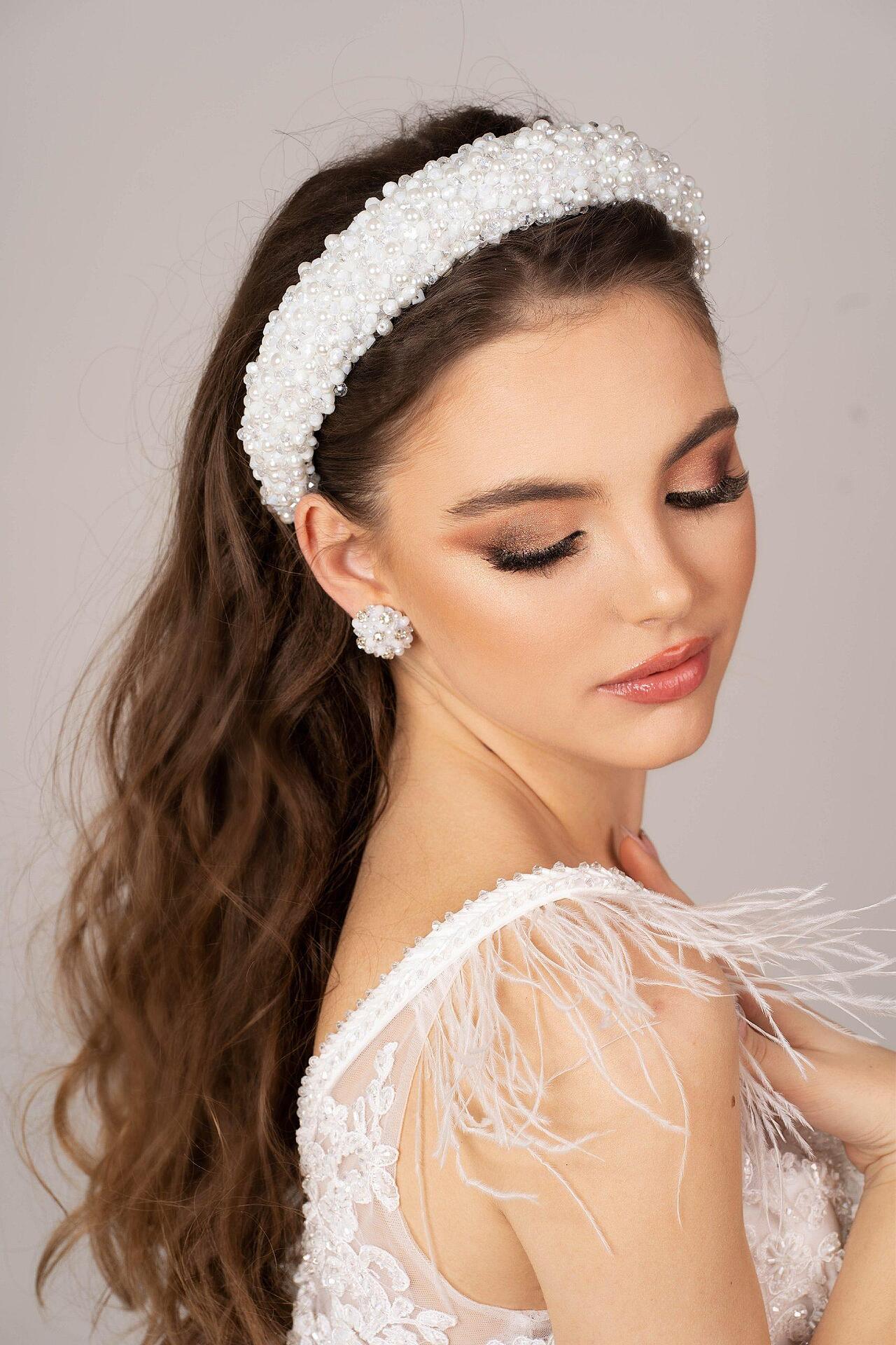 Tiara: Volume Pearl Headband