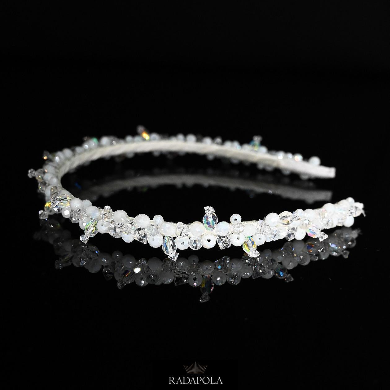 Tiara: White Elegance