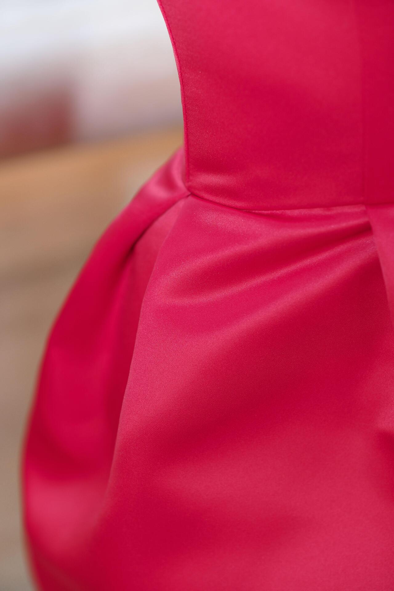 Short dress with sleeves in red: Valencia