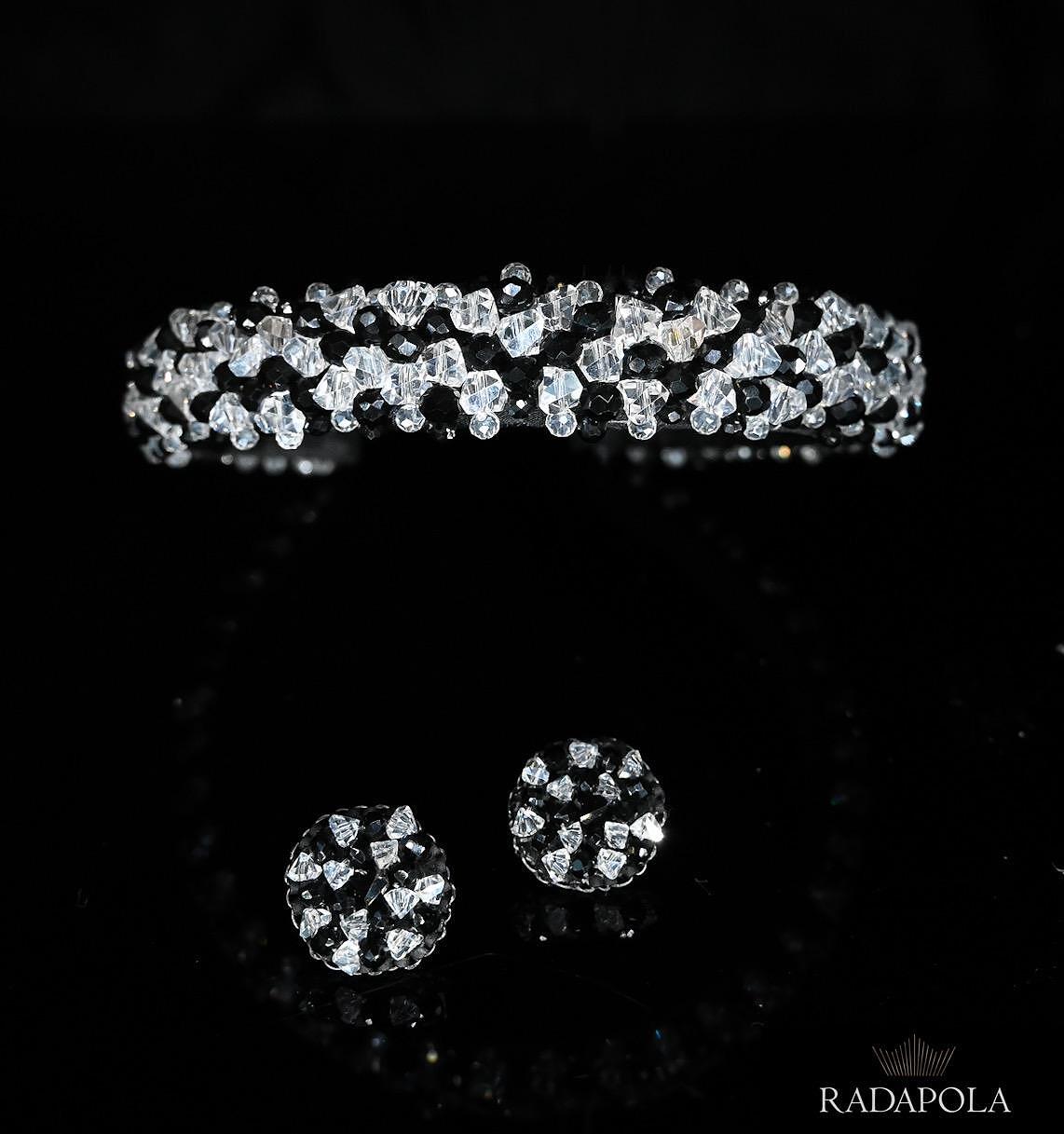 Tiara and earrings set