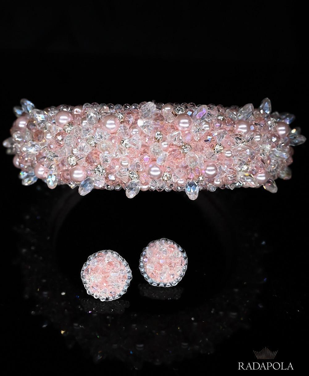 Voluminous Tiara &amp; Earrings Set