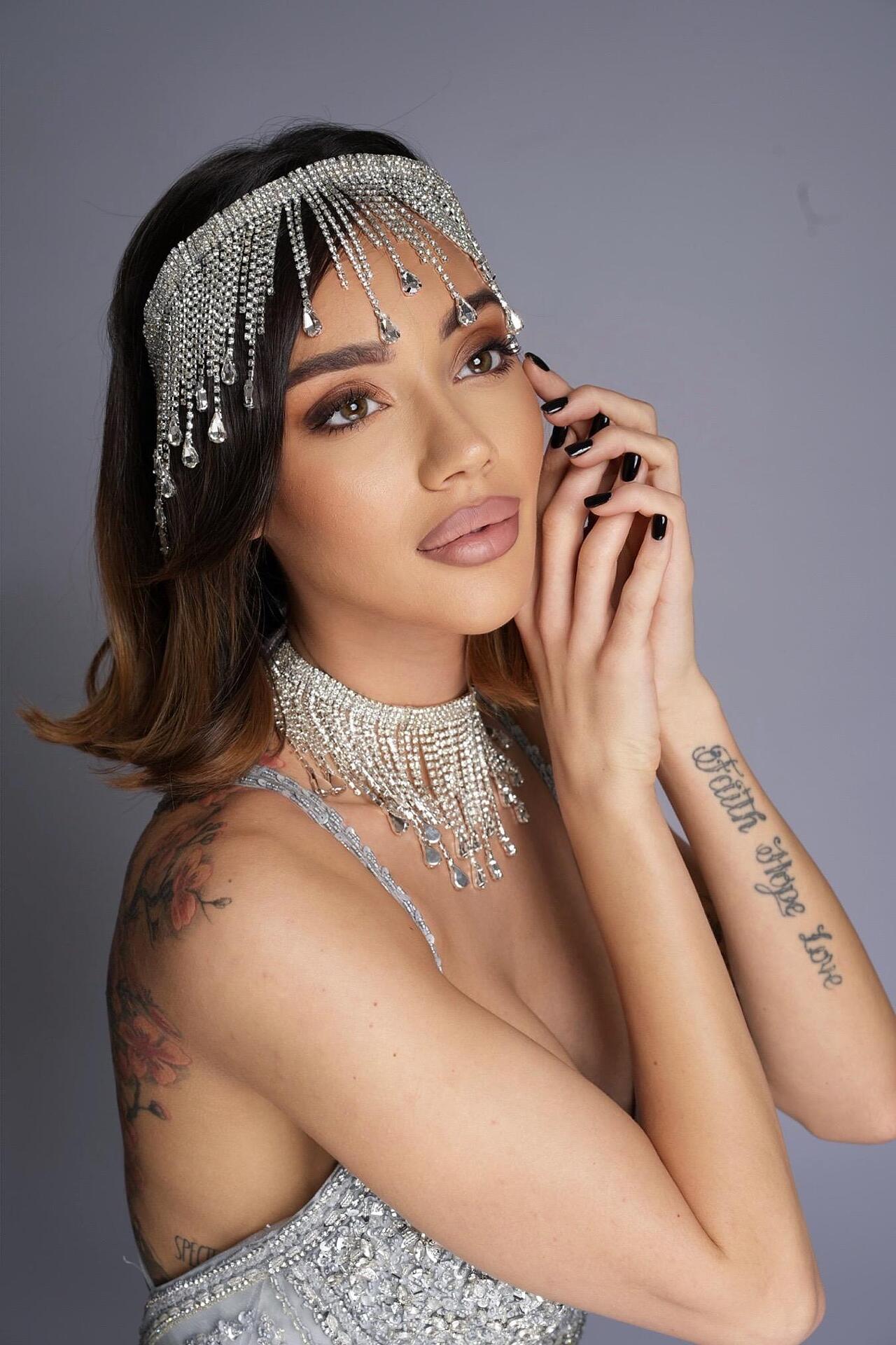 Stage accessories set: Necklace / Tiara