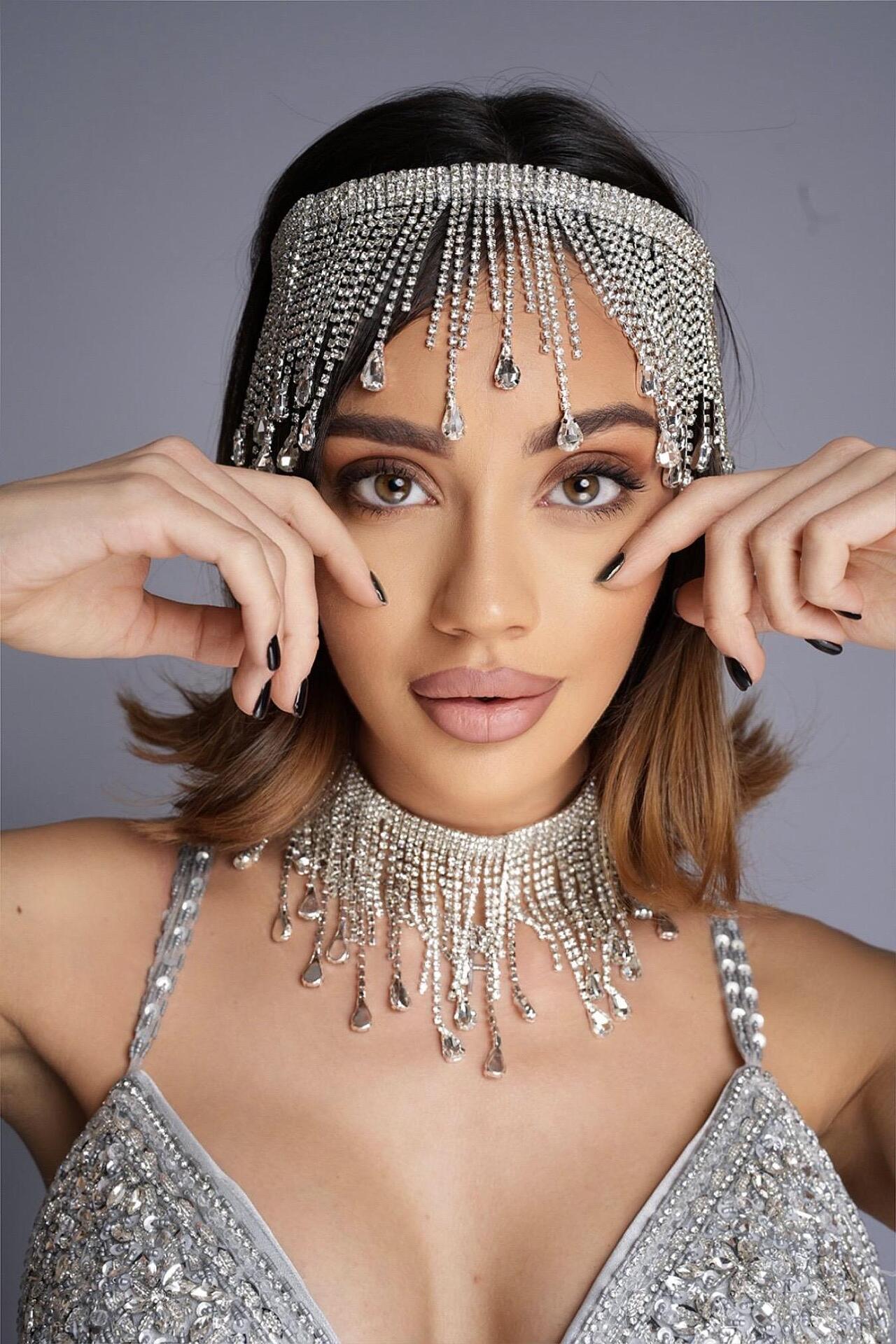 Stage accessories set: Necklace / Tiara