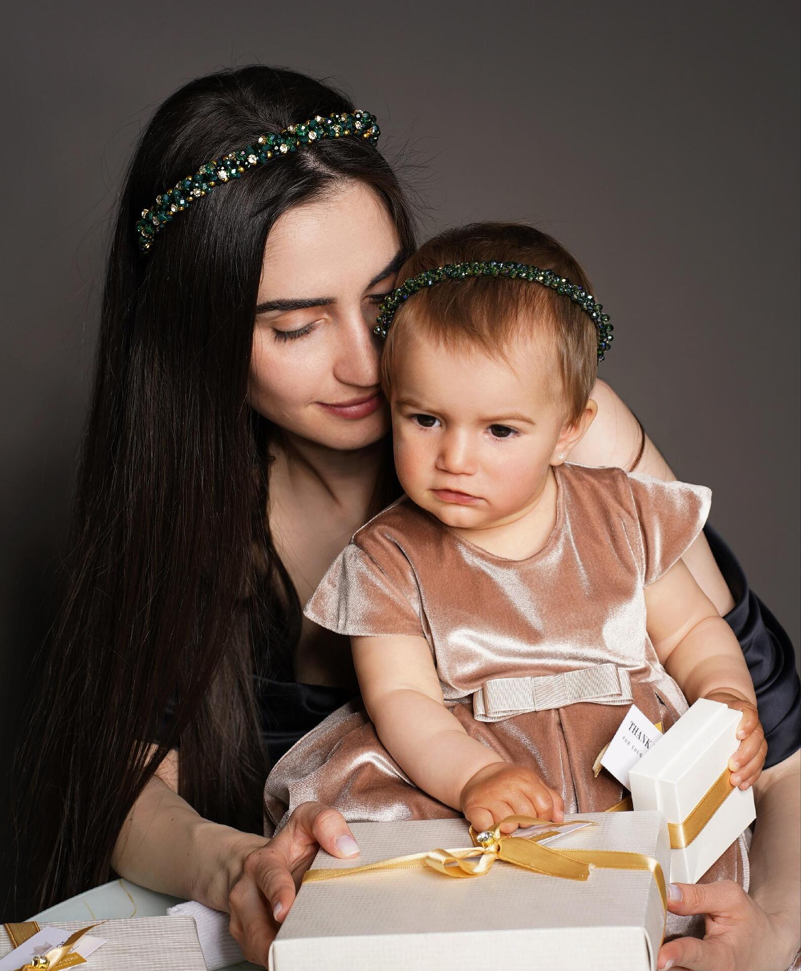 Green tiara set