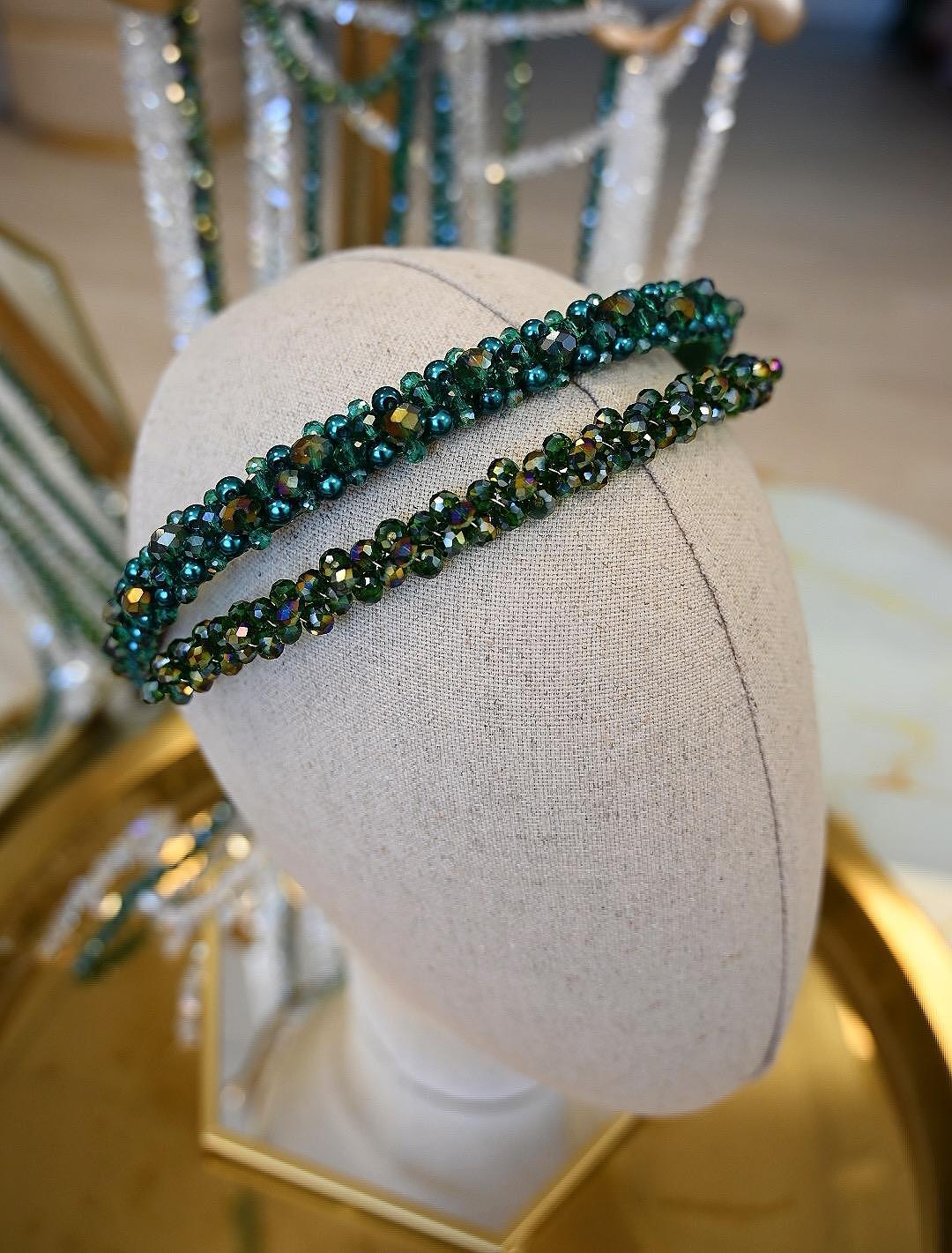 Green tiara set