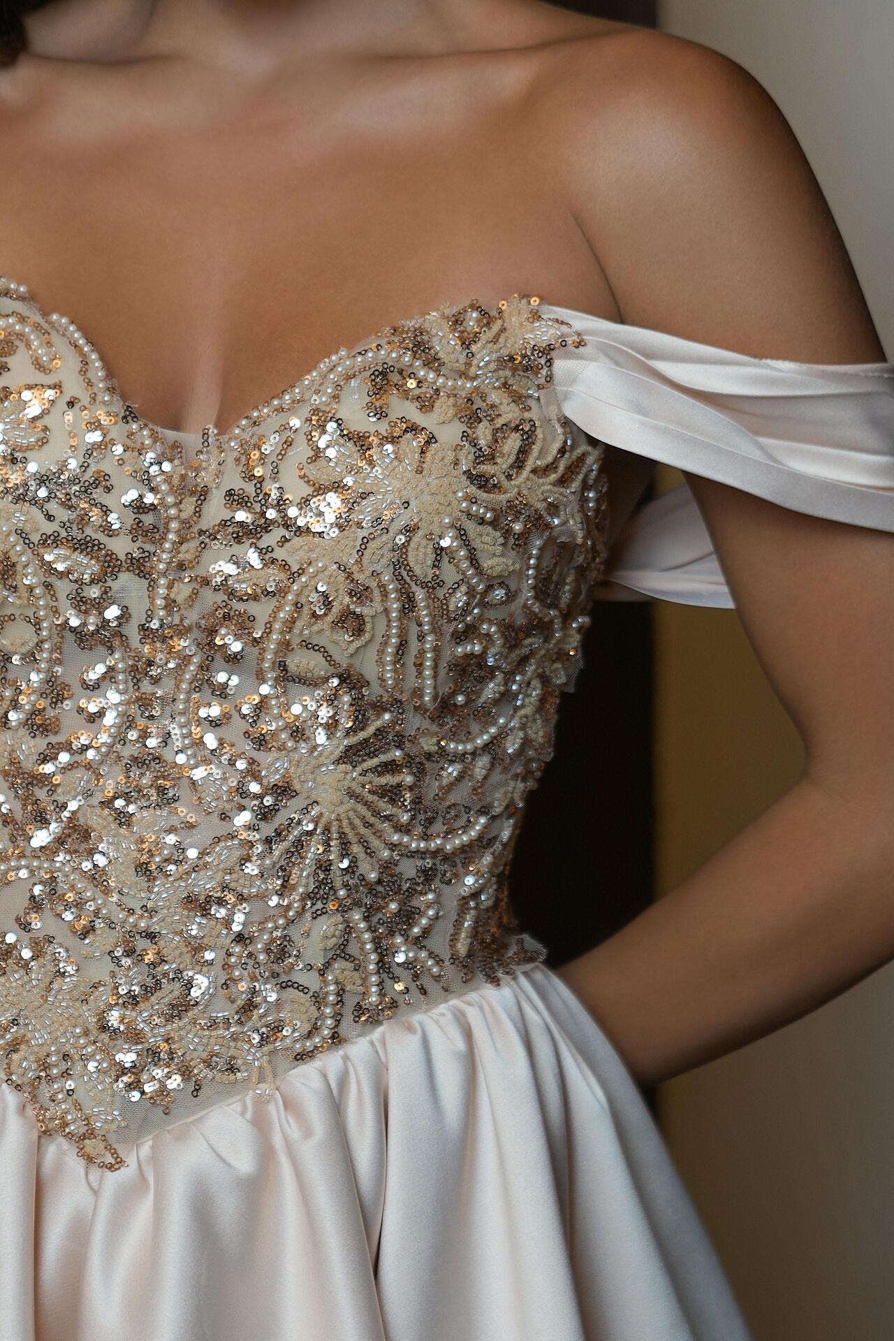 Corset dress: Mireya