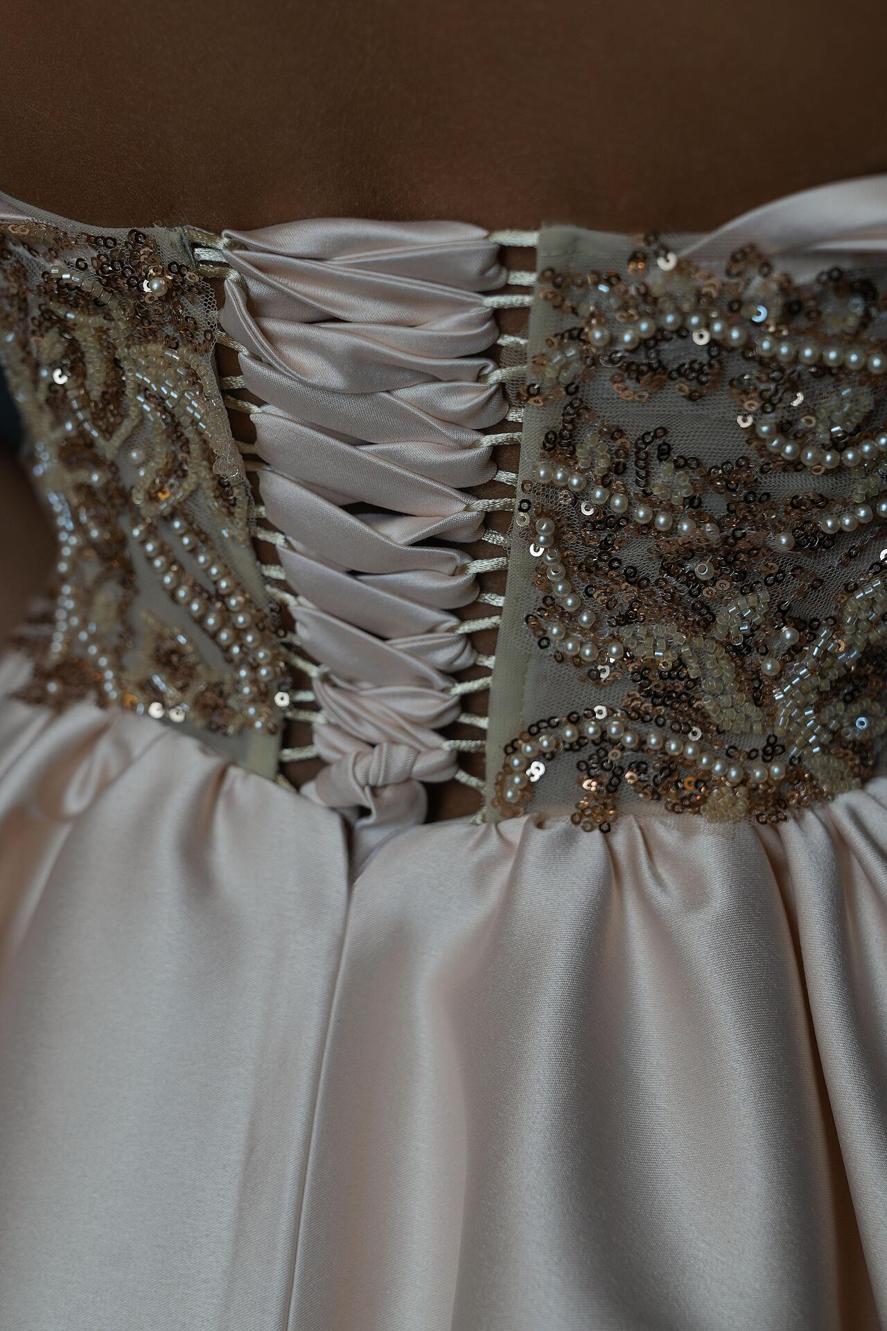 Corset dress: Mireya